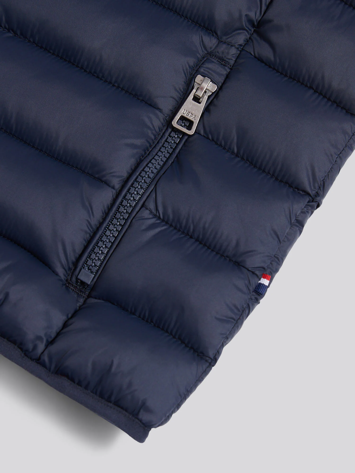 Boys Lightweight Quilted Gilet Dark Sapphire Navy / Haute Red DHM - Image 8