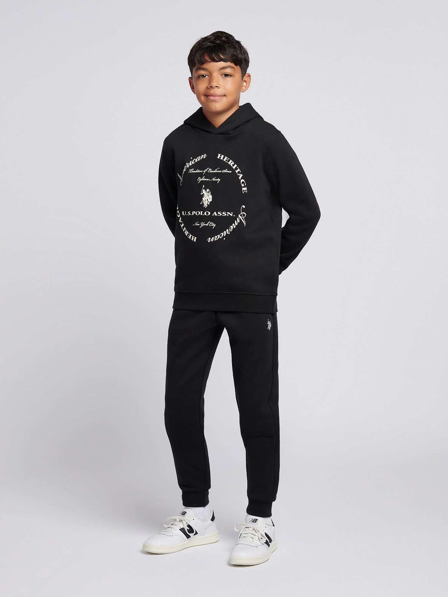 Boys Circle Graphic Hoodie & Jogger Set in Black