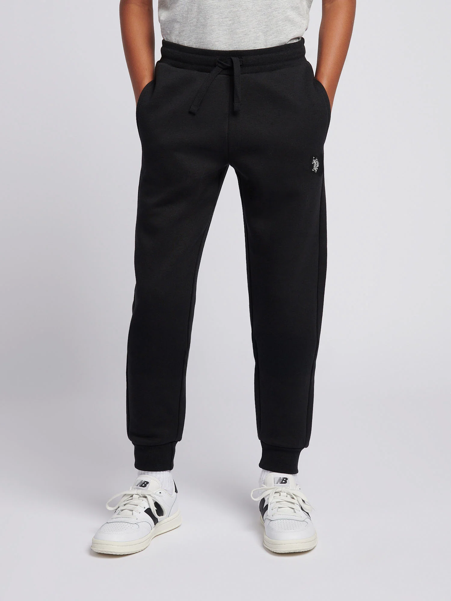 Boys Circle Graphic Hoodie & Jogger Set in Black - Image 4