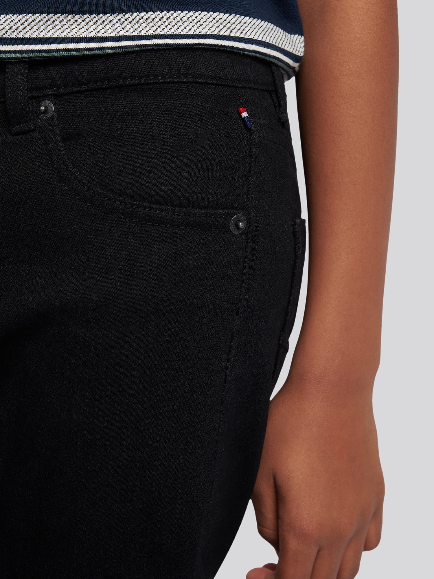 Boys Classic Fit Jean in Black Wash - Image 5