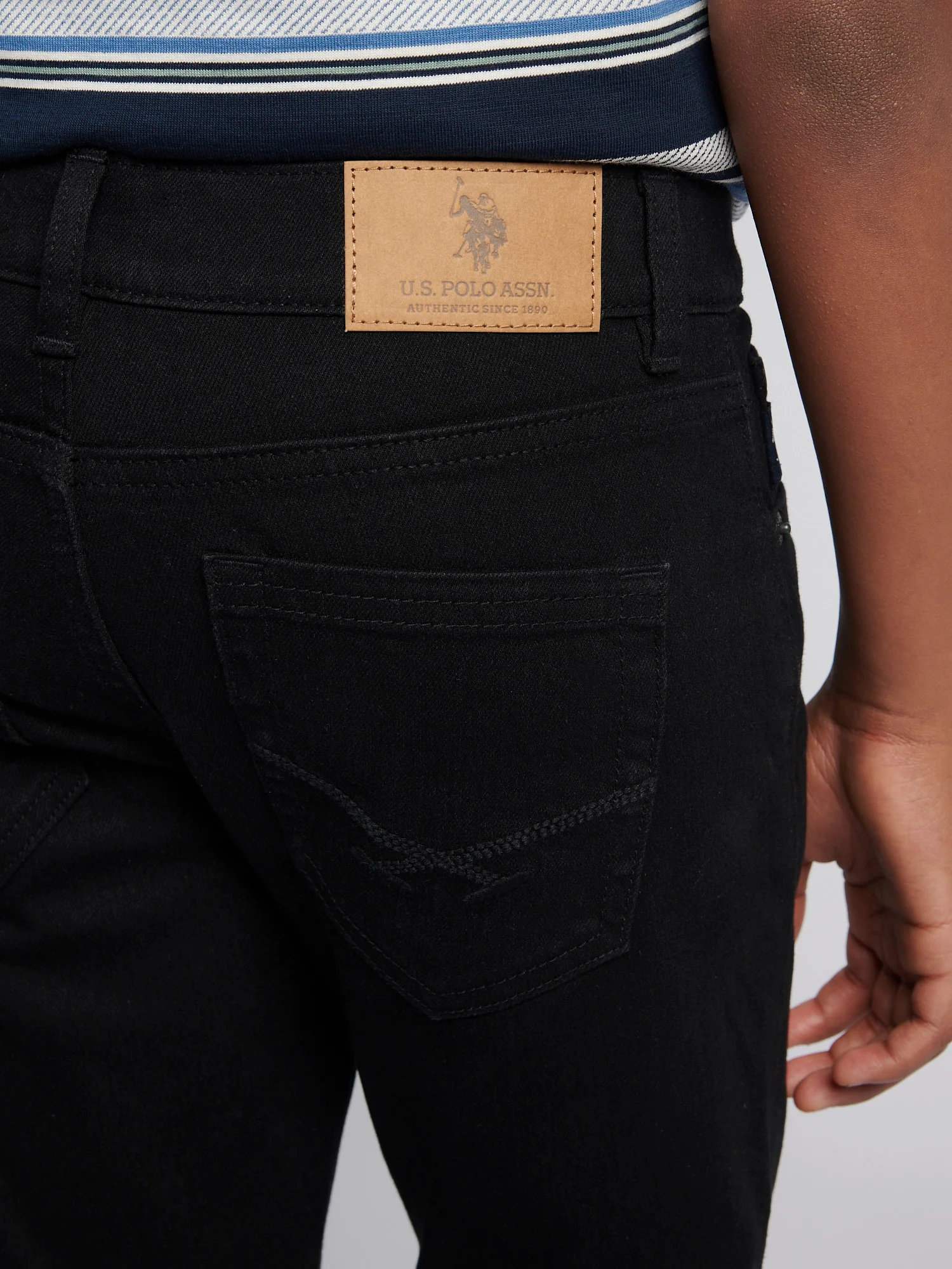Boys Classic Fit Jean in Black Wash - Image 6