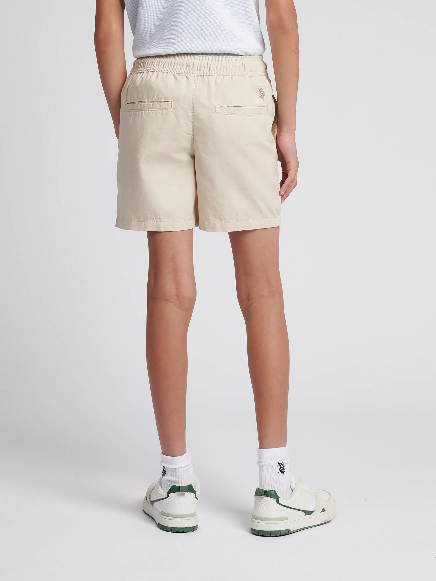 Boys Cotton Linen Deck Short in French Oak - Image 4