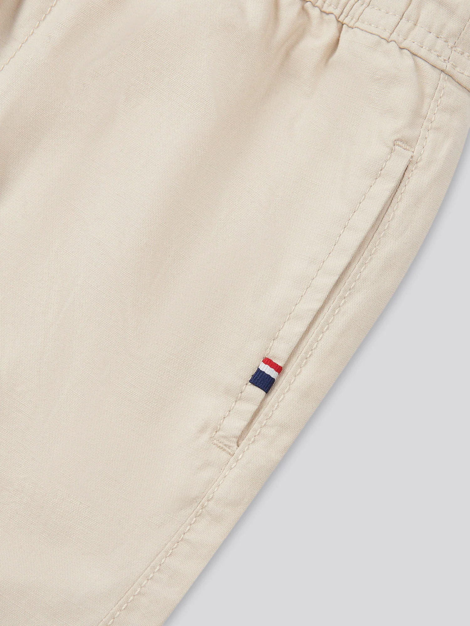 Boys Cotton Linen Deck Short in French Oak - Image 8