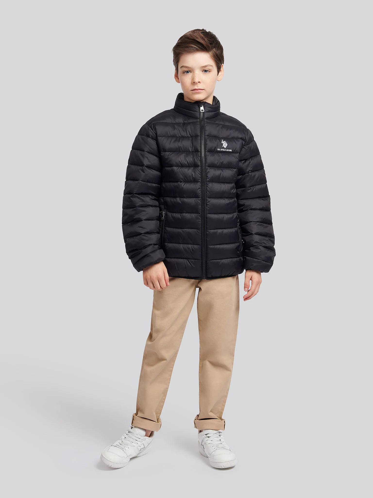 Boys Lightweight Bound Quilted Jacket in Black Bright White DHM - Image 6