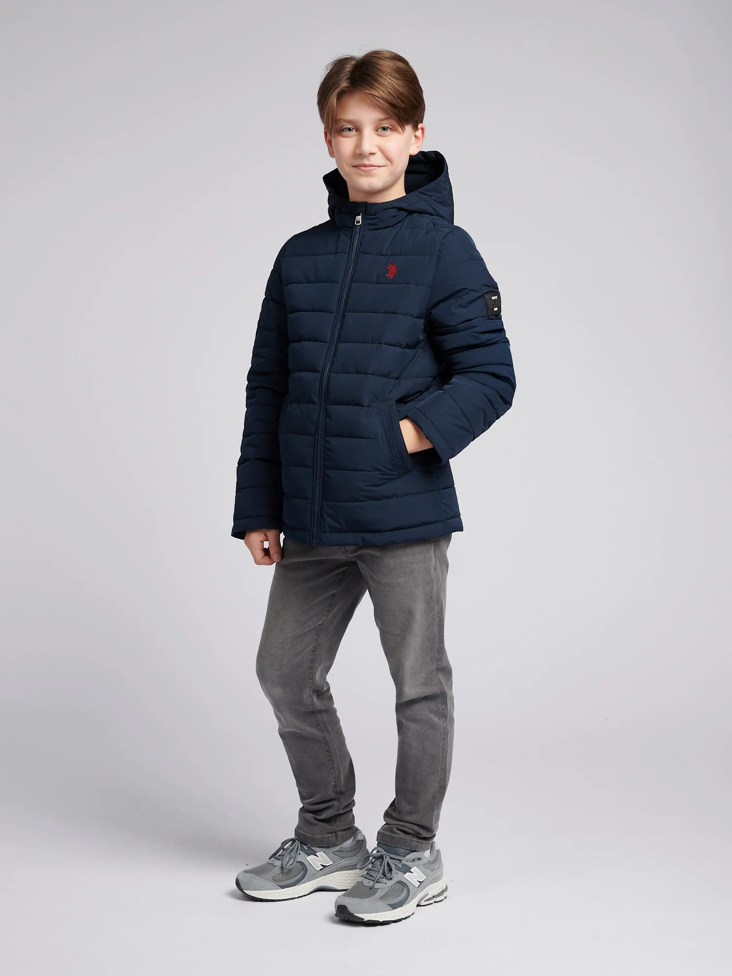 Boys Lightweight Quilt Hooded Puffer Jacket in Dark Sapphire Navy / Haute Red DHM - Image 3