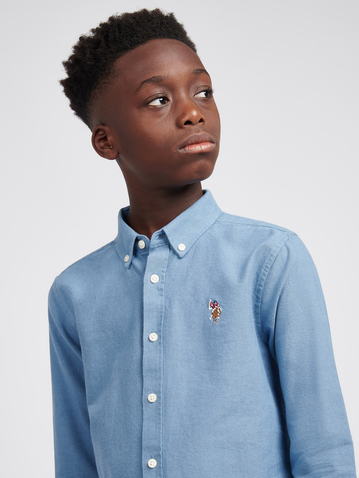 Boys Oxford Shirt in Vintage Indigo - Image 2