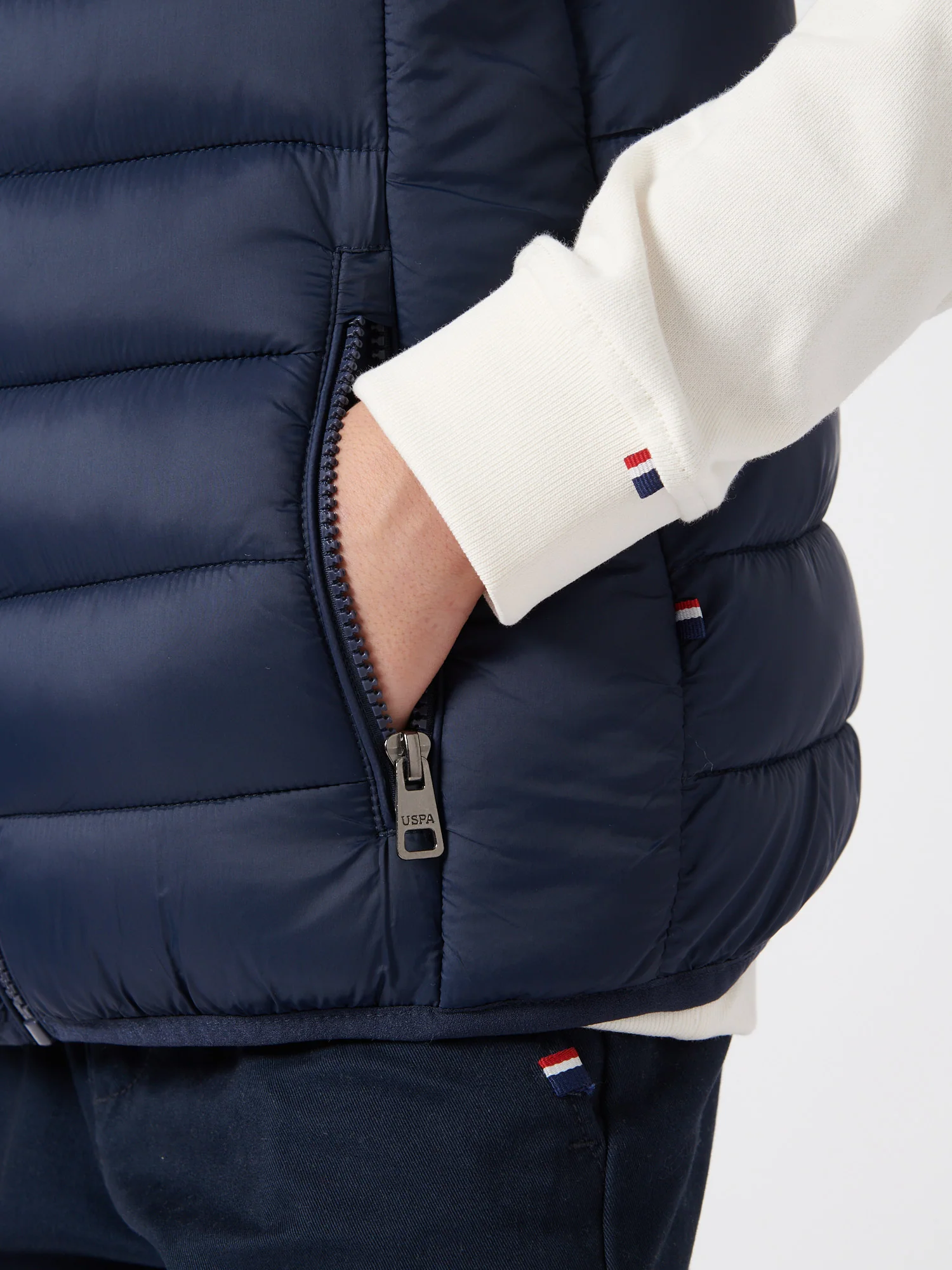 Boys Panelled Quilted Gilet in Dark Sapphire Navy / Haute Red DHM - Image 5