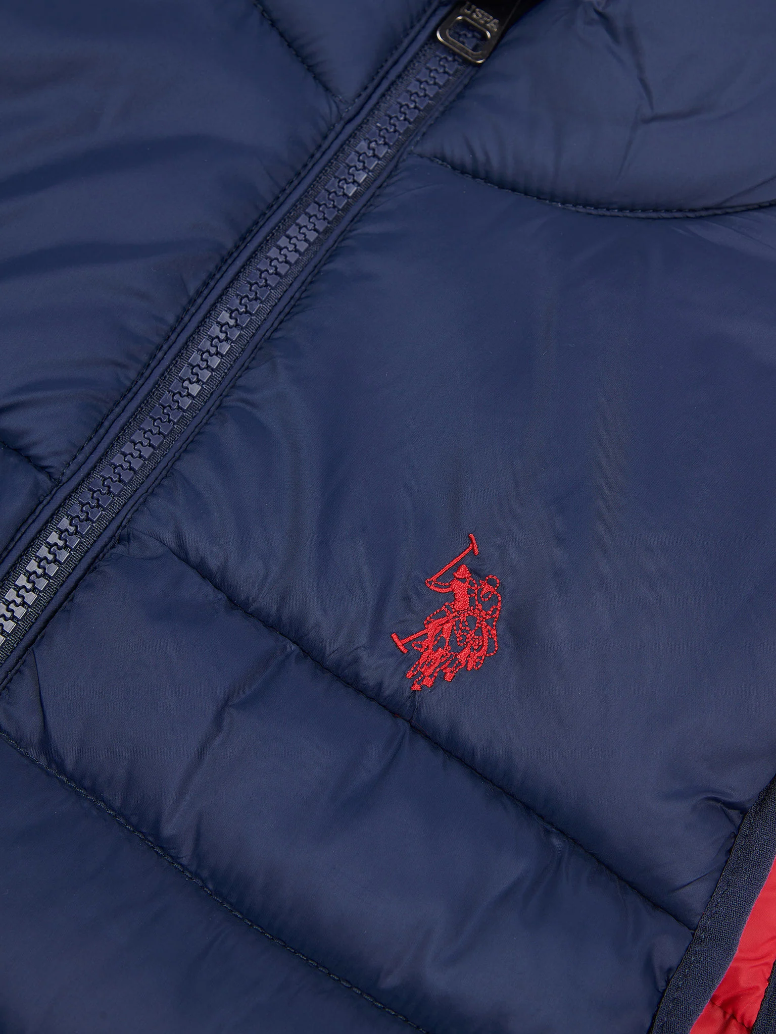 Boys Panelled Quilted Gilet in Dark Sapphire Navy / Haute Red DHM - Image 8