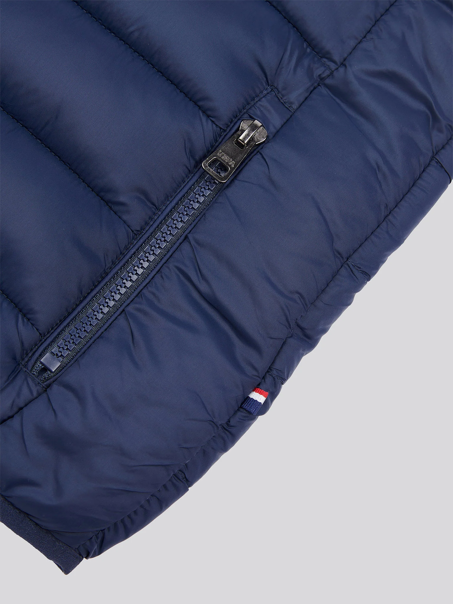 Boys Panelled Quilted Gilet in Dark Sapphire Navy / Haute Red DHM - Image 9