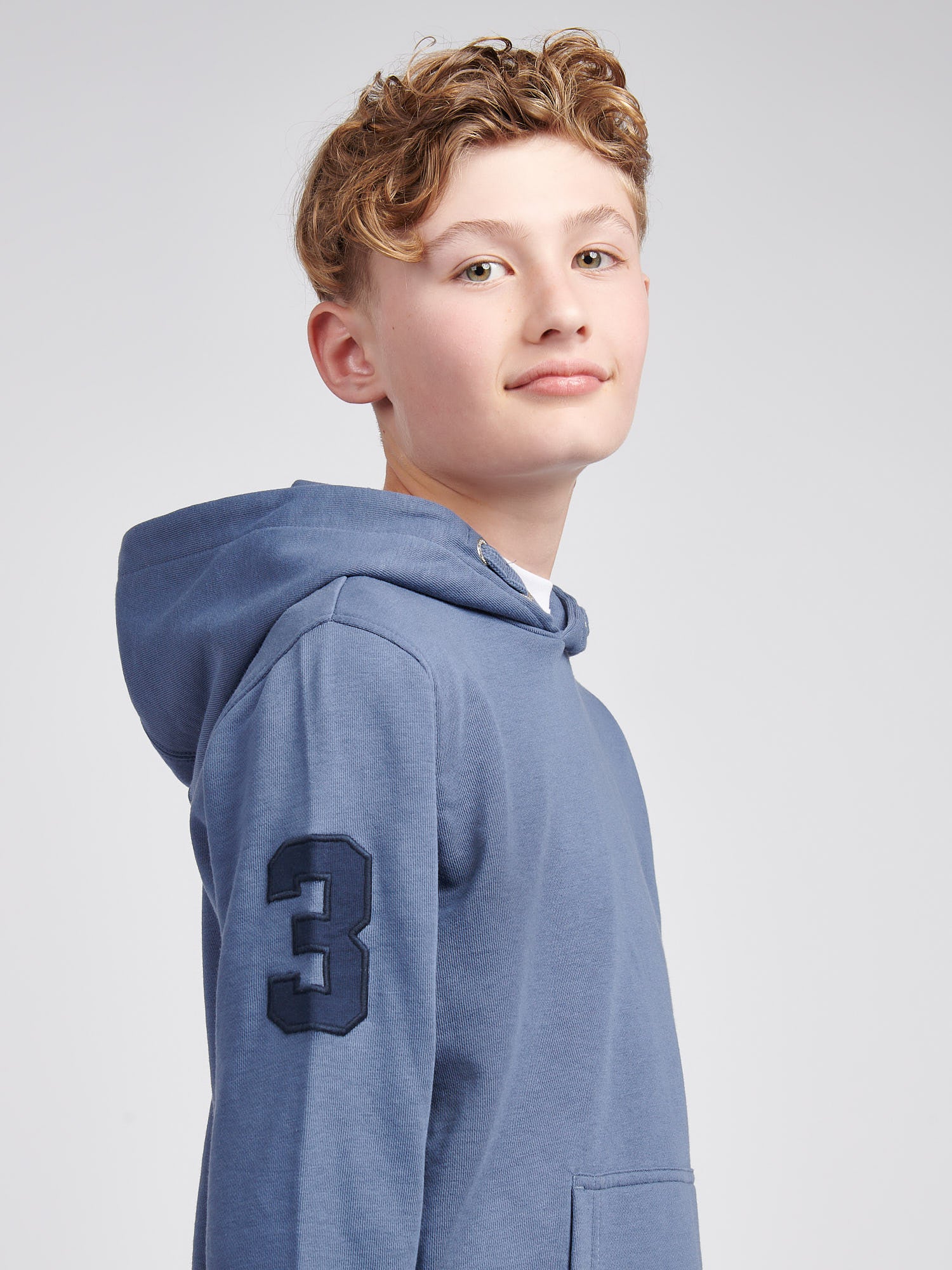 Boys Player 3 Hoodie in Vintage Indigo - Image 5