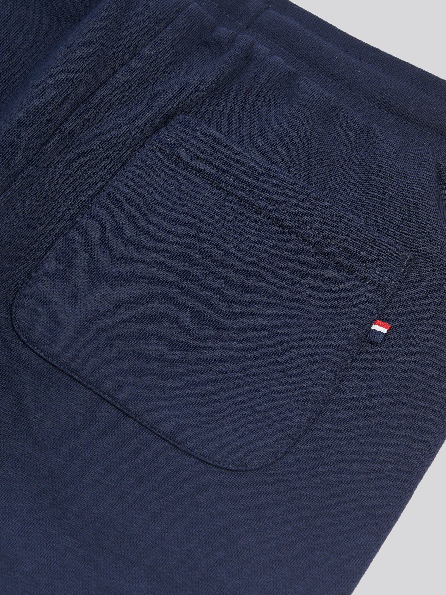 Boys Player 3 Jogger in Dark Sapphire Navy / Haute Red DHM - Image 11