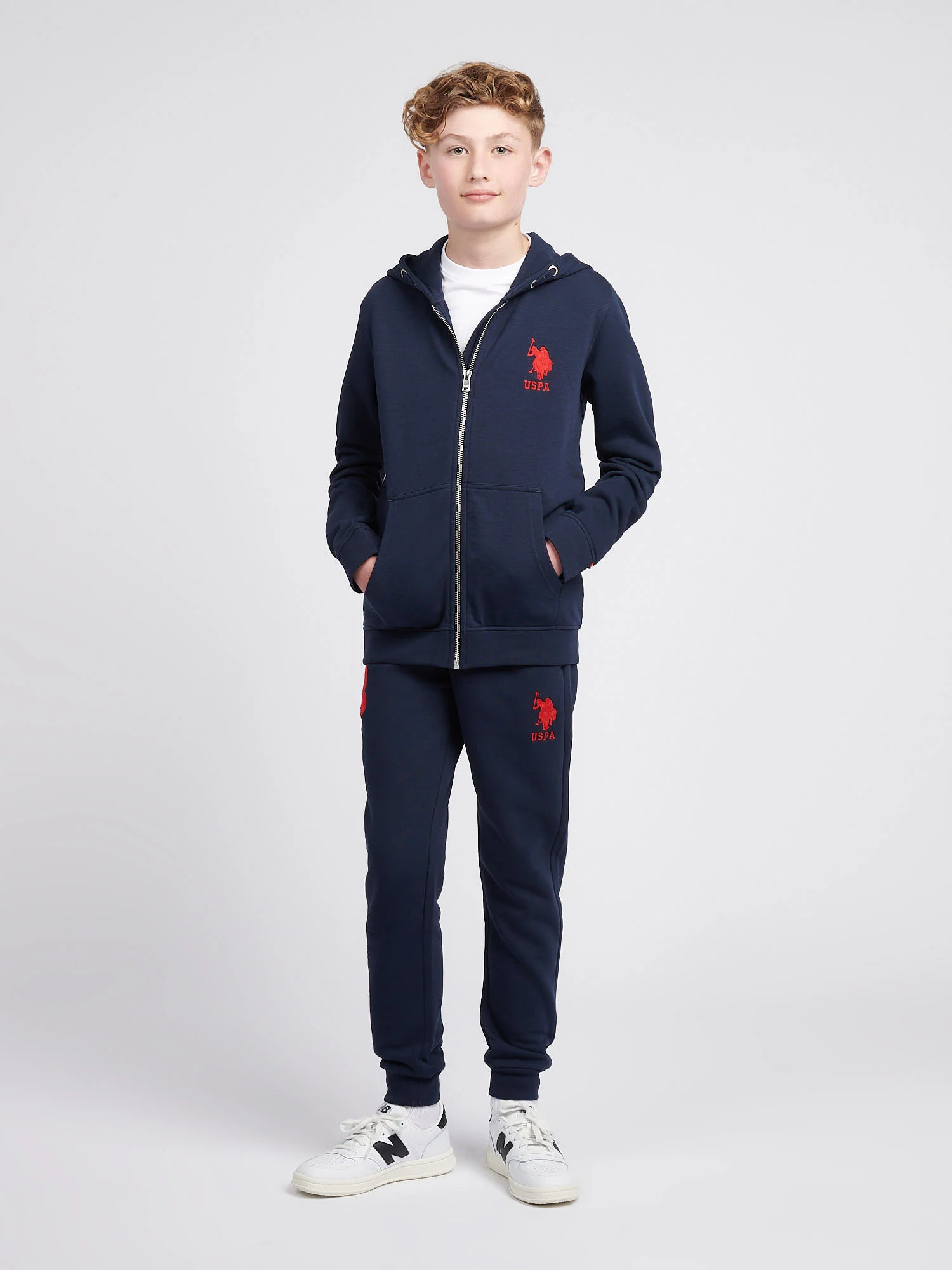 Boys Player 3 Jogger in Dark Sapphire Navy / Haute Red DHM - Image 3