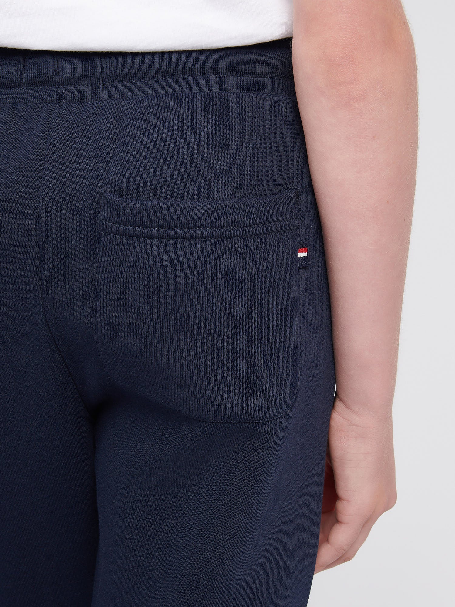 Boys Player 3 Jogger in Dark Sapphire Navy / Haute Red DHM - Image 6
