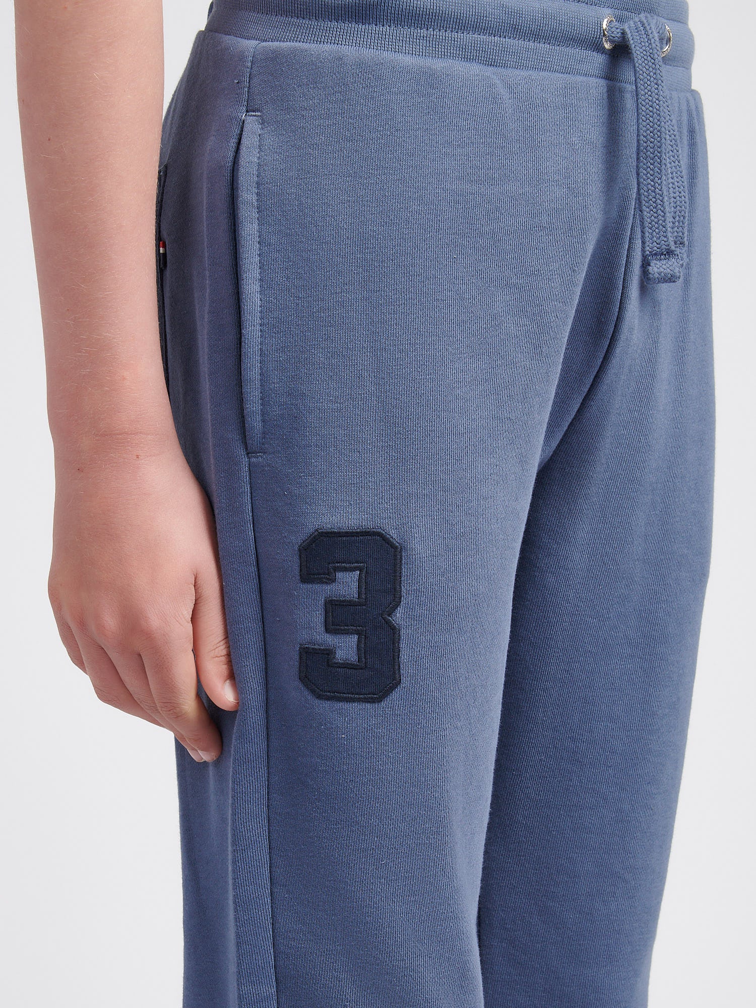 Boys Player 3 Jogger in Vintage Indigo - Image 5