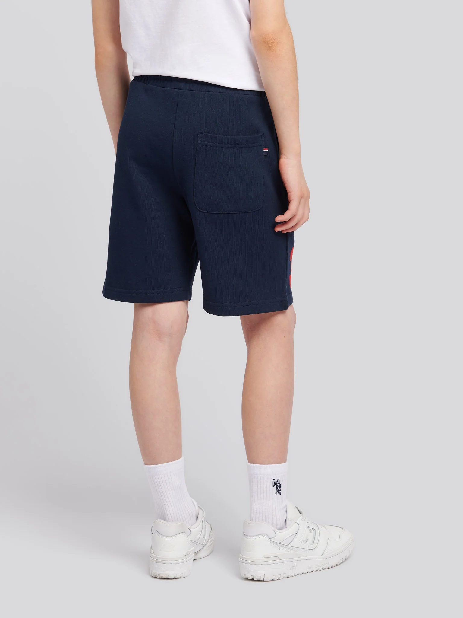 Boys Player 3 Sweat Short in Dark Sapphire Navy / Haute Red DHM - Image 4