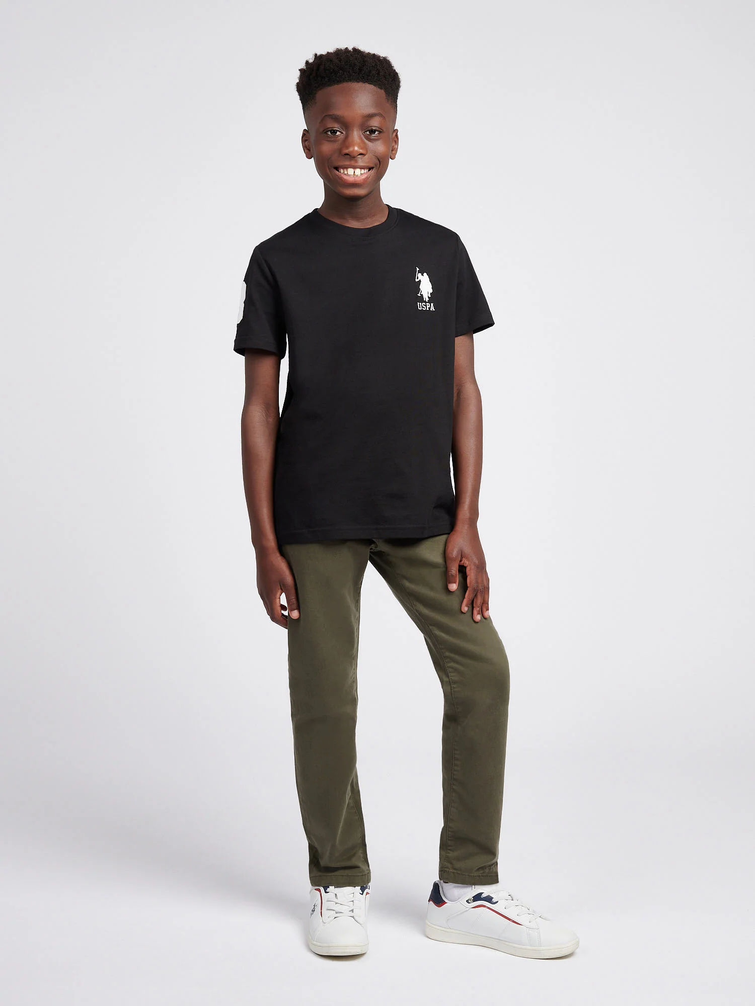 Boys Player 3 T-Shirt in Black Bright White DHM - Image 3