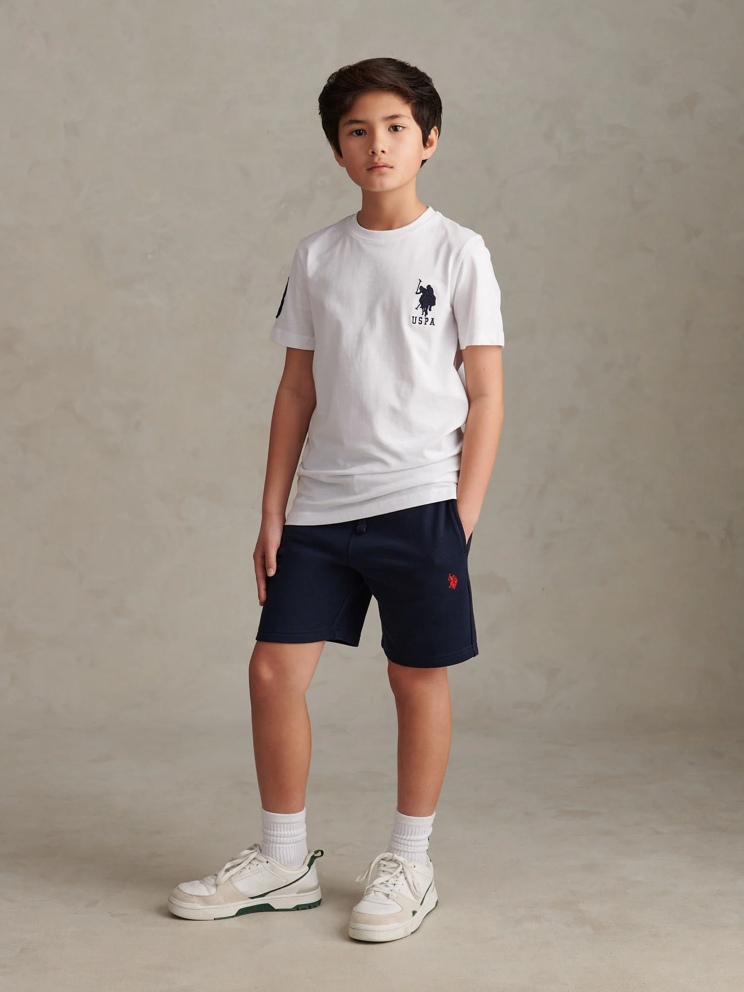 Boys Player 3 T-Shirt in White / Dark Sapphire Navy DHM - Image 3