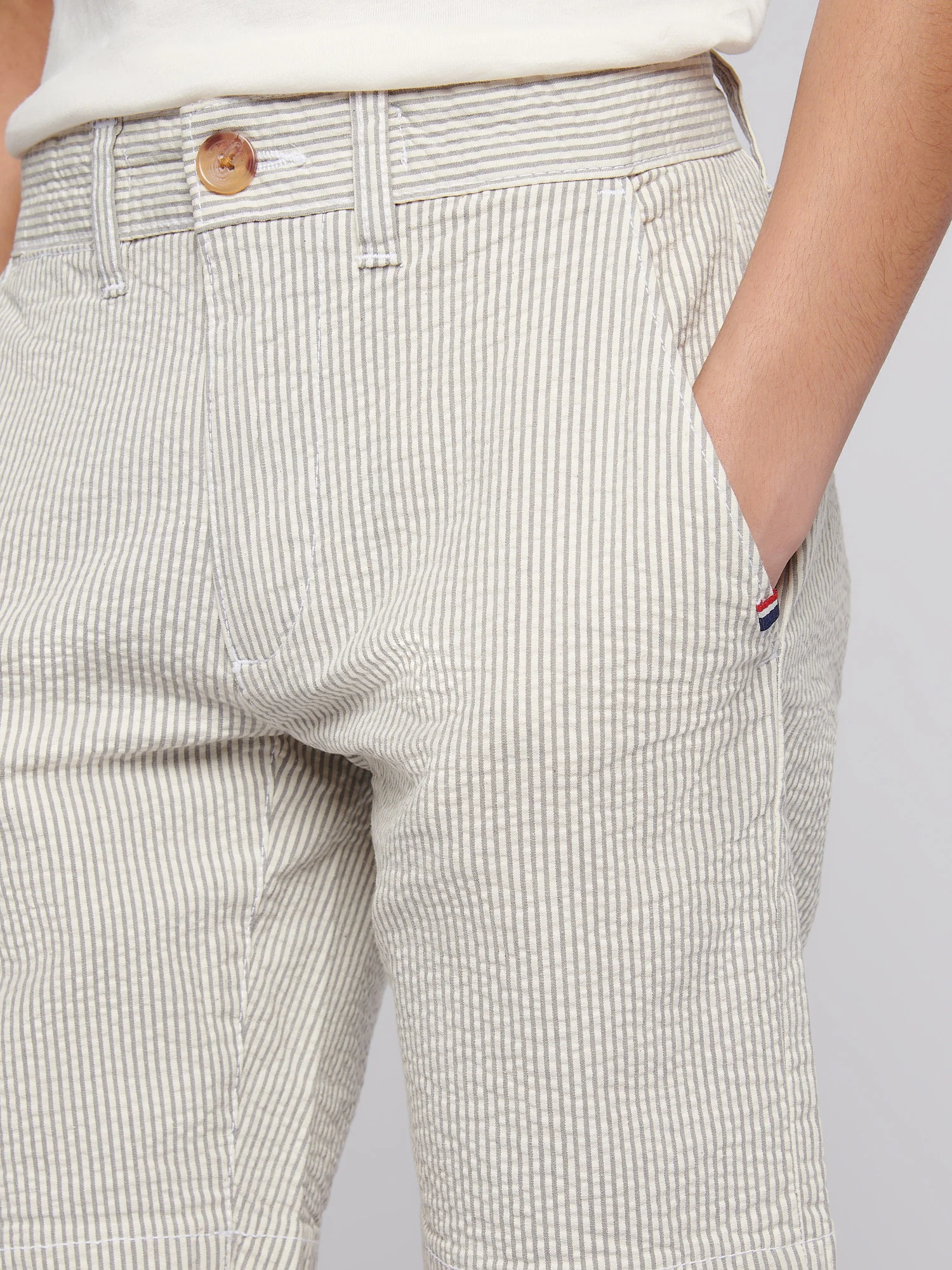 Boys Seersucker Chino Short in Northern Droplet - Image 5