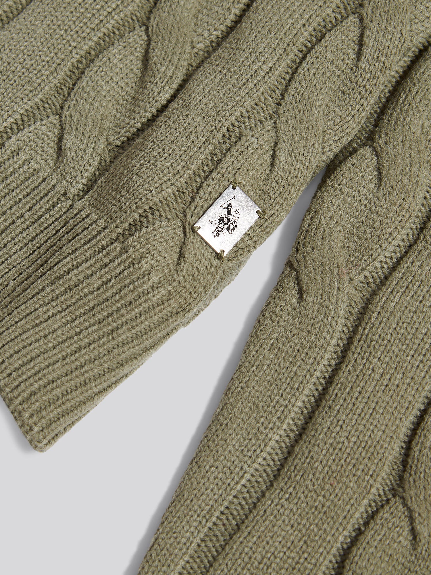 Mens Cable Knit Crew in Mulled Basil - Image 7
