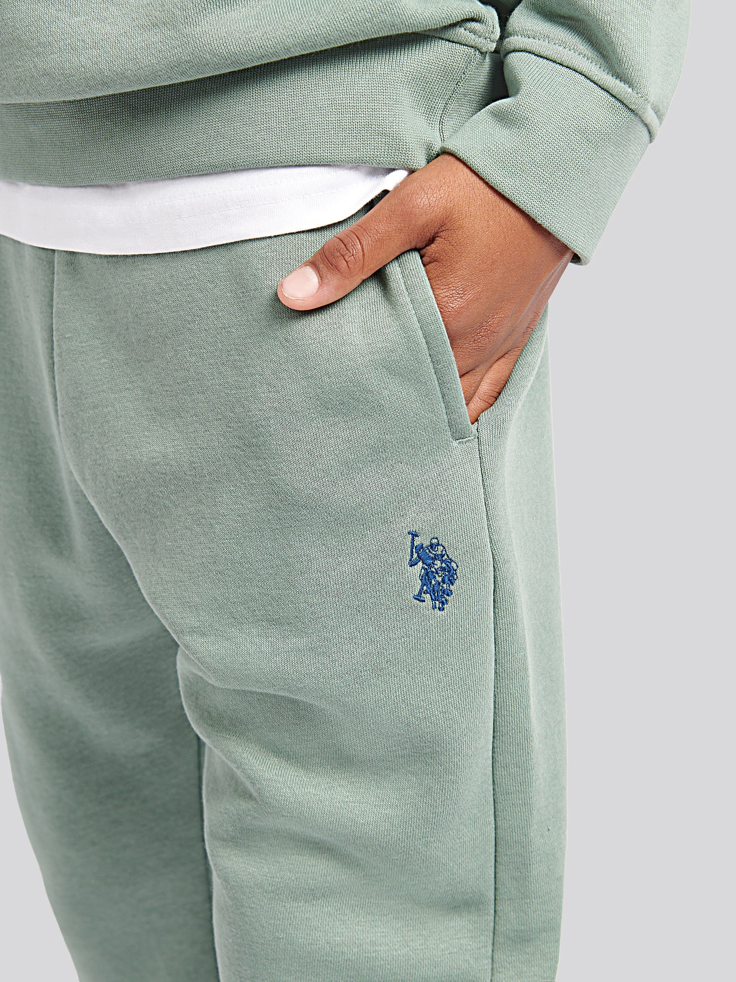 Boys Double Horsemen Crew & Jogger Set in Chinois Green - Image 4