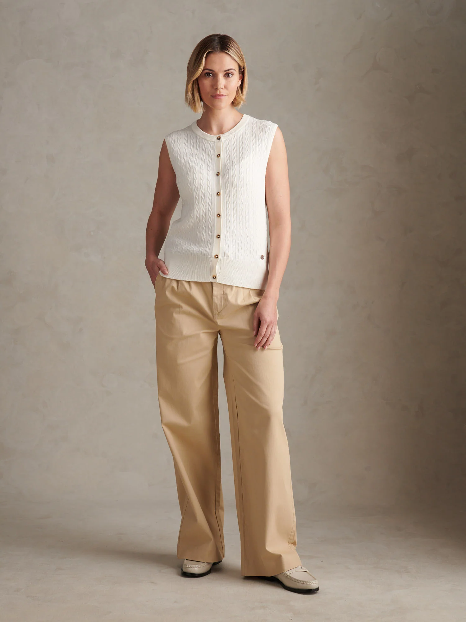 Womens Sleeveless Cable Knit Cardigan Marshmallow - Image 3