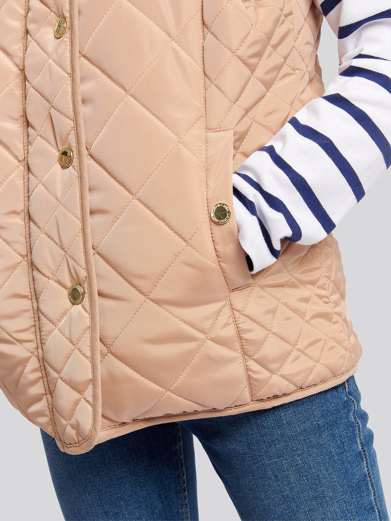 Girls Lightweight Quilted Gilet in Cuban Sand - Image 5