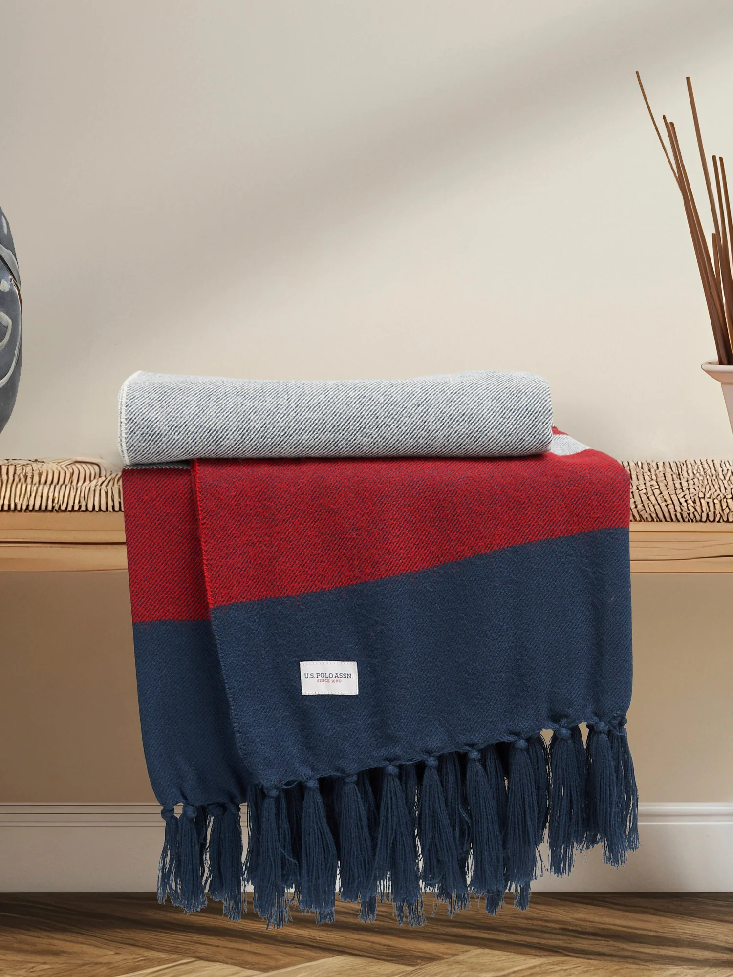 Luxurious Boucle Border Stripe Boxed Throw in Vapor Blue - Image 2