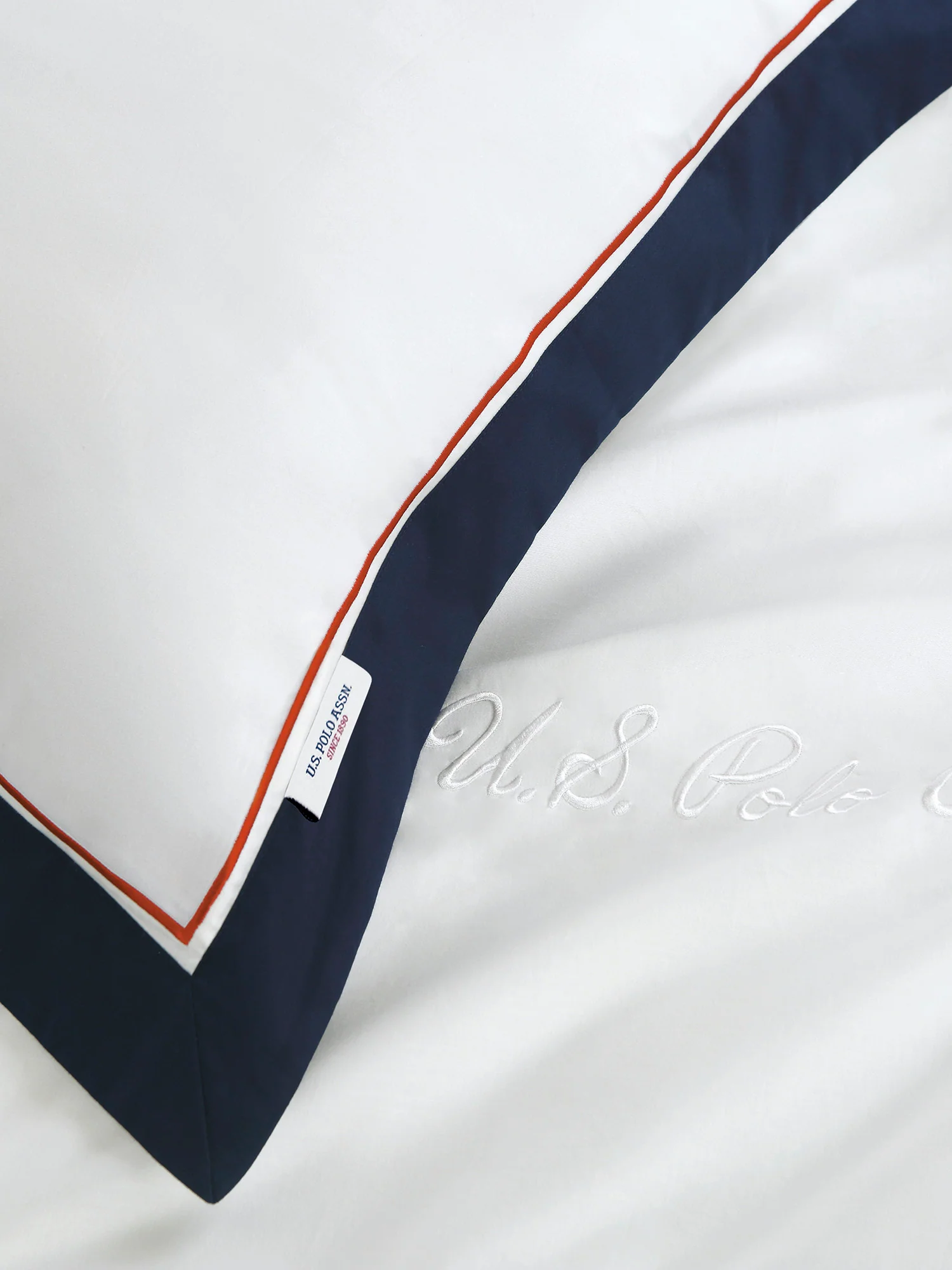 Luxury Cotton Border Duvet Set in Bright White - Image 5