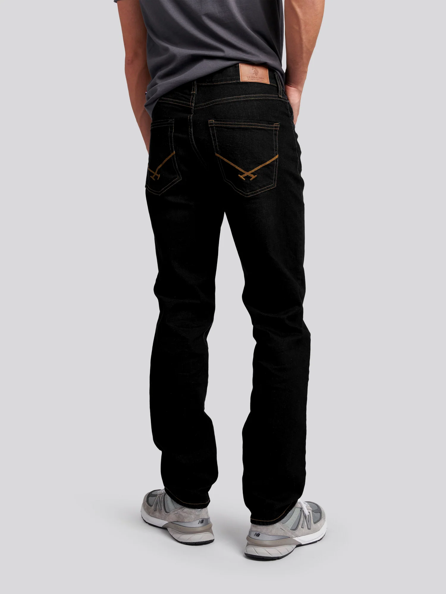 Mens 5 Pocket Regular Fit Denim Jeans in Black Wash - Image 3