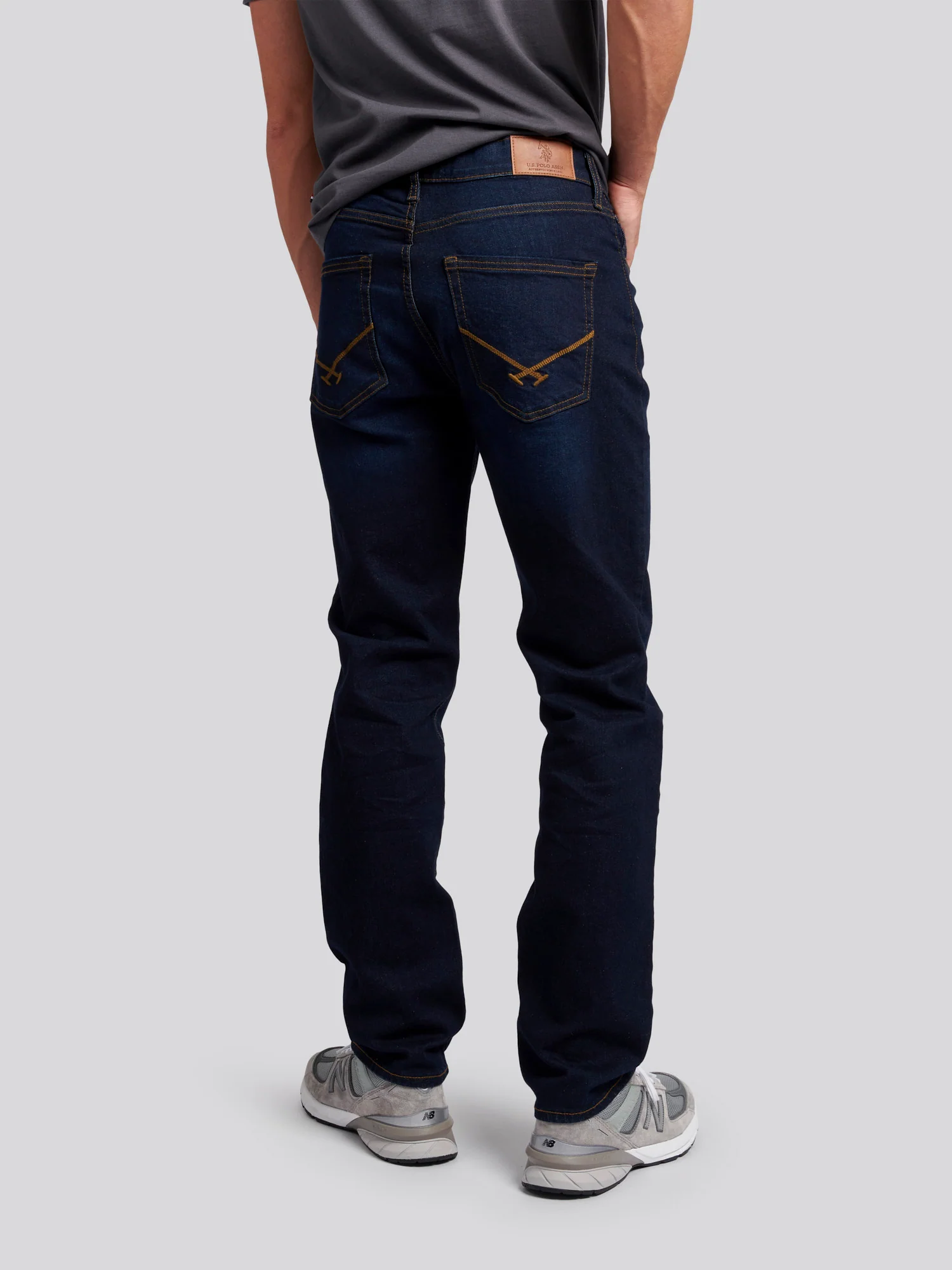 Mens 5 Pocket Regular Fit Denim Jeans in Rinse Wash - Image 3
