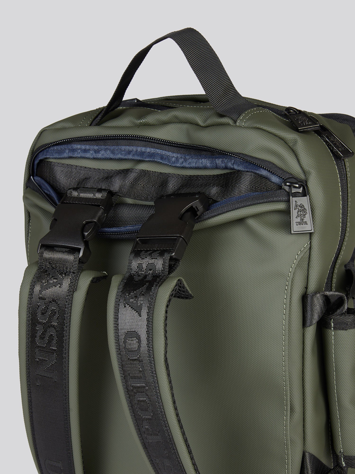 Mens Arrowhead Backpack in Army Green - Image 12