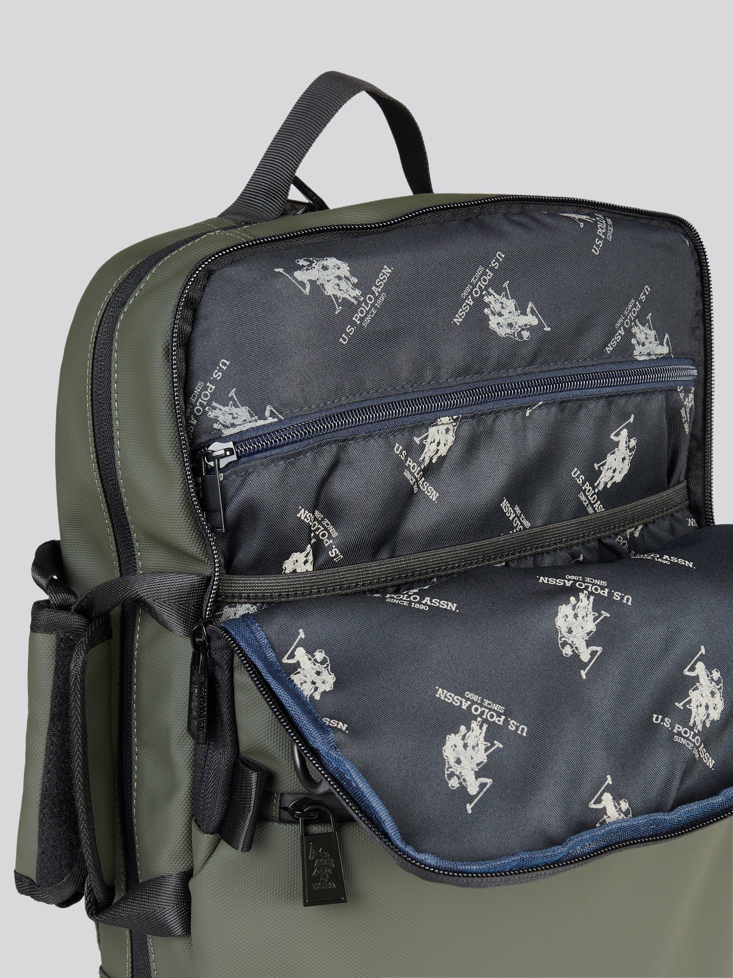 Mens Arrowhead Backpack in Army Green - Image 14
