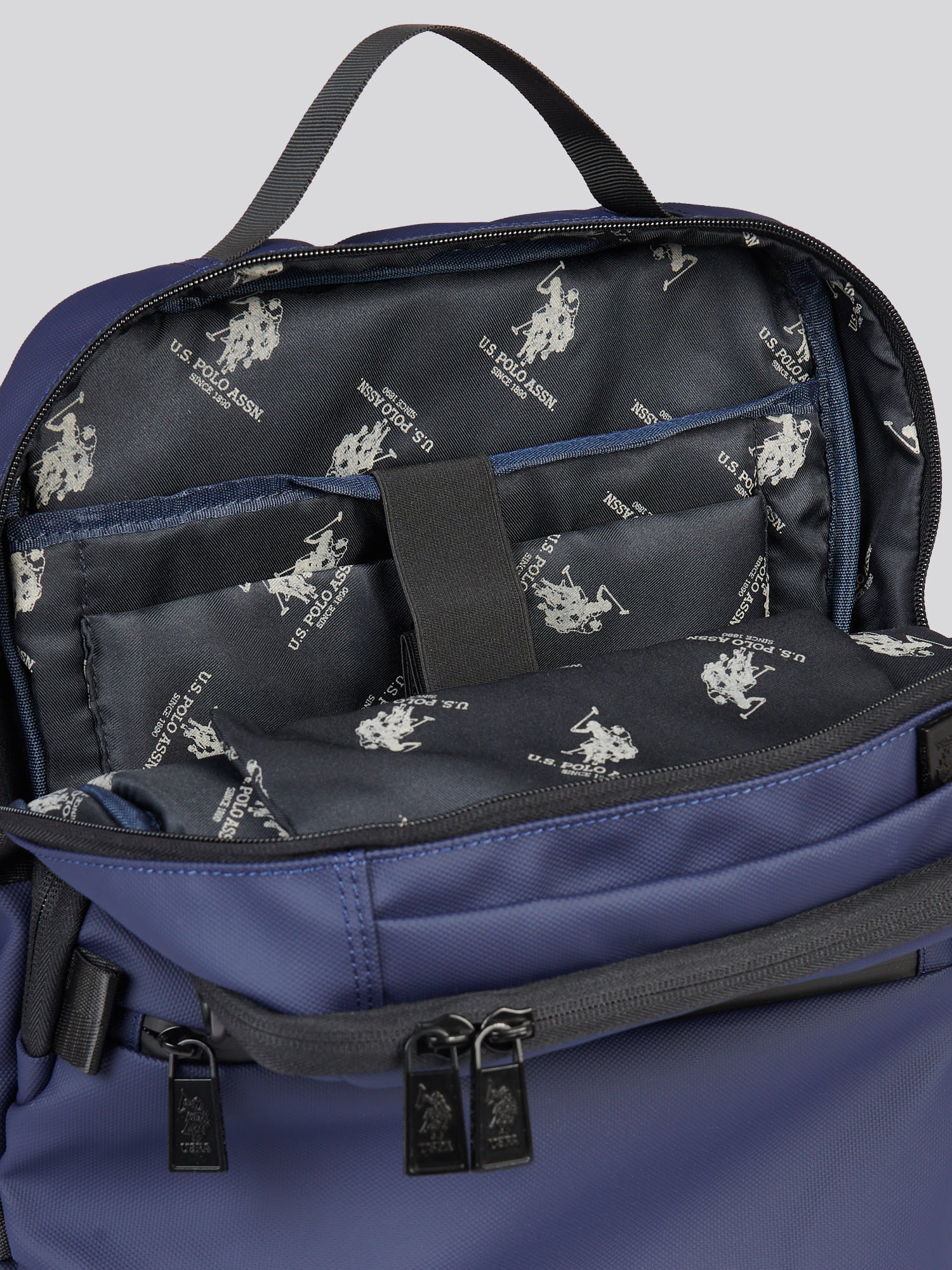 Mens Arrowhead Backpack in Navy - Image 13