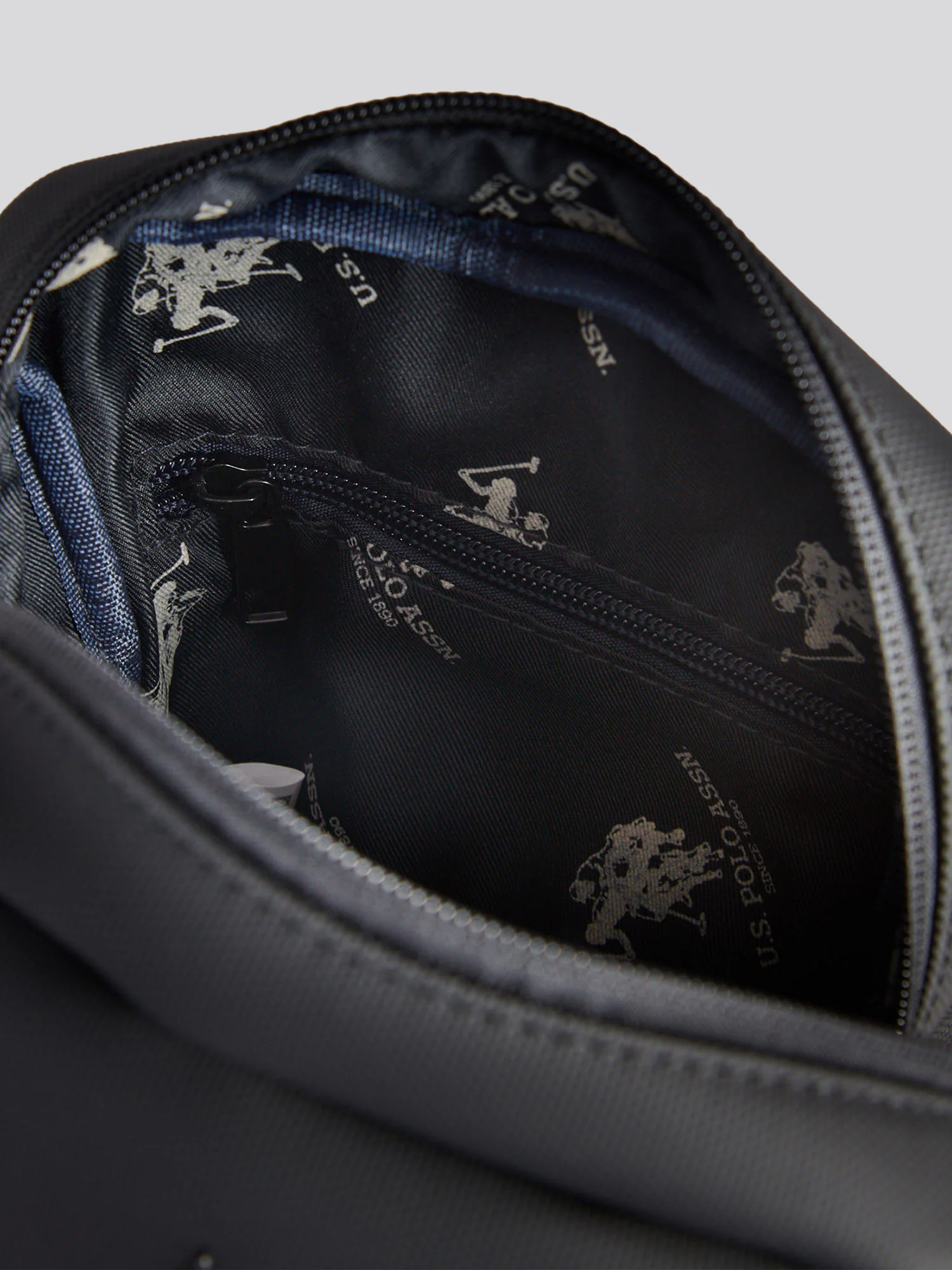 Mens Arrowhead Crossbody Bag in Black - Image 7
