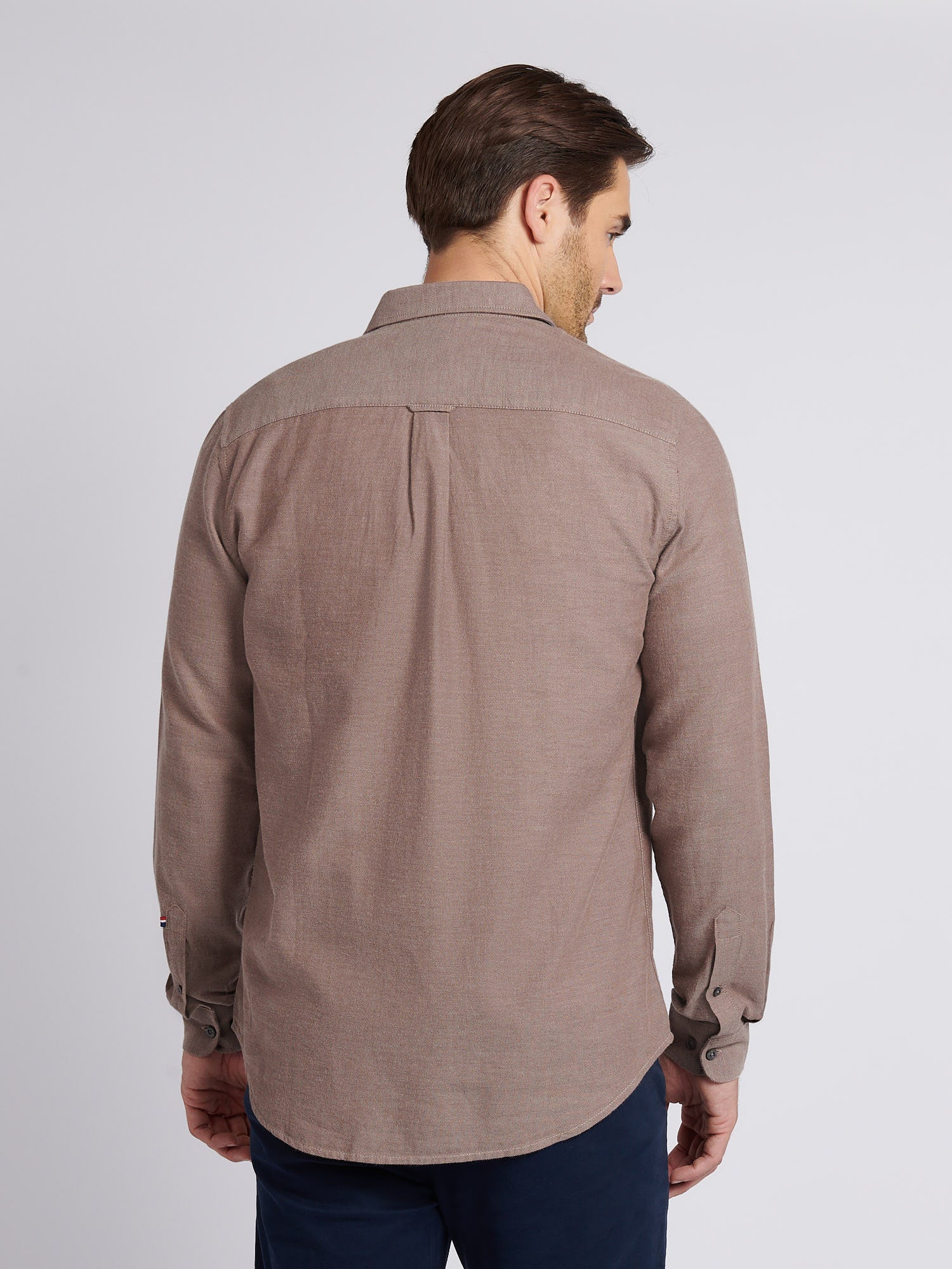 Mens Brushed Dobby Shirt in Chocolate Martini - Image 4