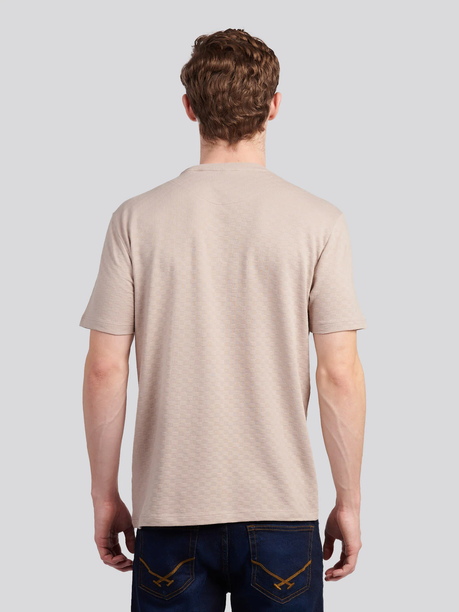 Mens Check Texture T-Shirt in Atmosphere - Image 4