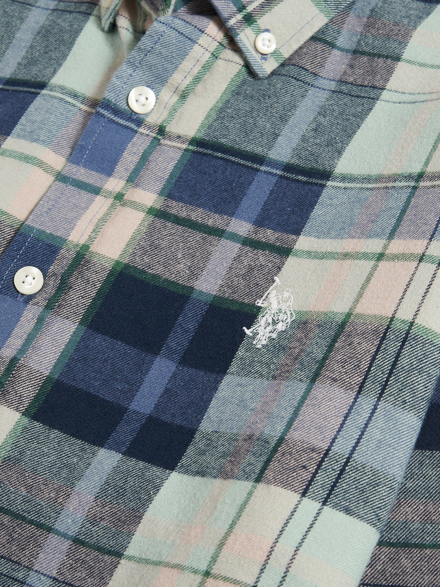 Mens Checked Buttondown Shirt in Vintage Indigo - Image 8