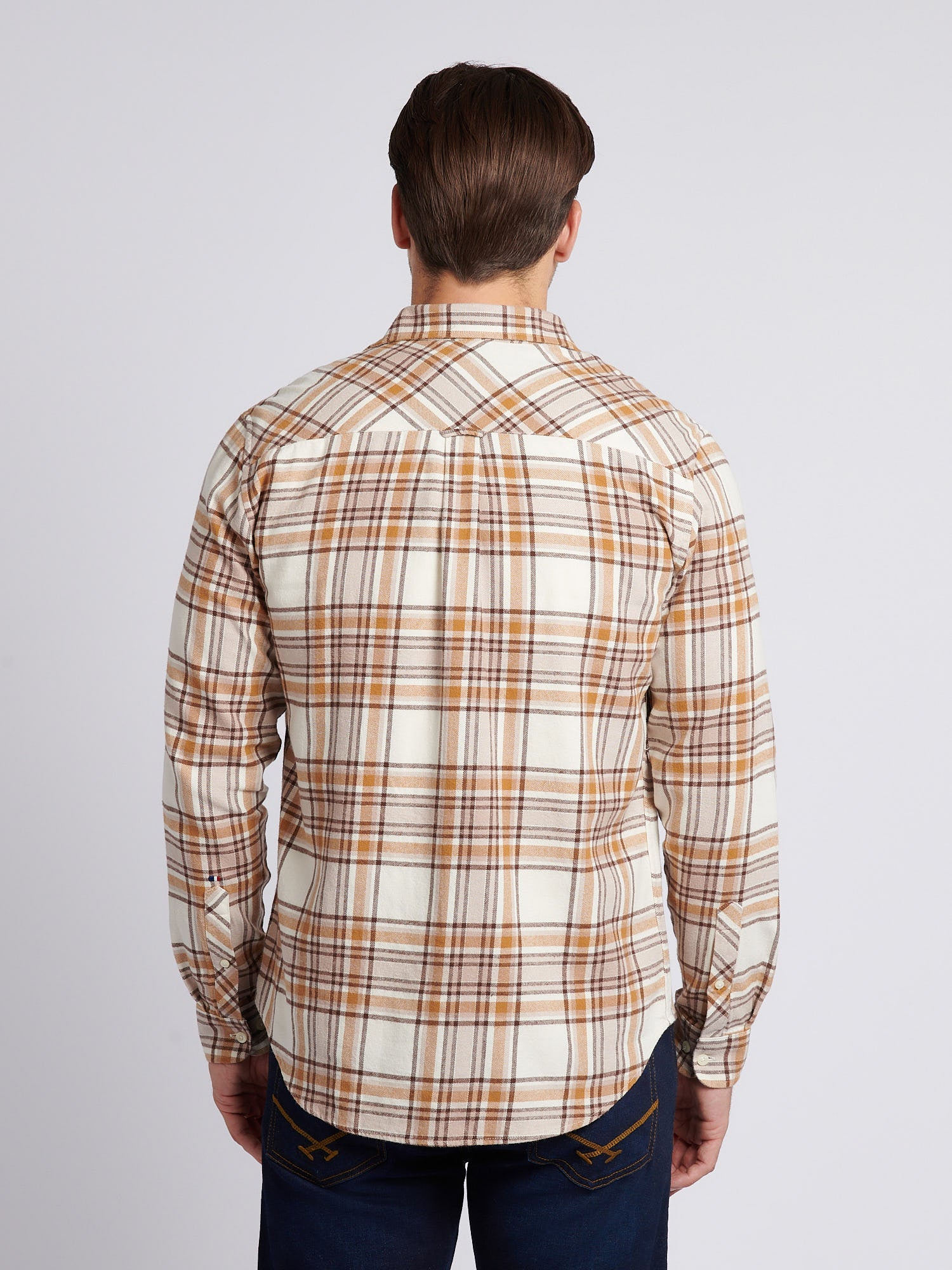 Mens Checked  Shirt in Atmosphere - Image 4