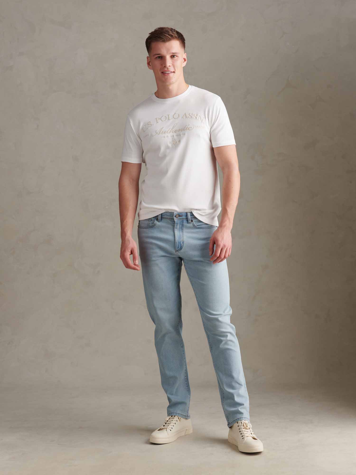 Mens Classic Fit Jean Mid Wash - Image 2