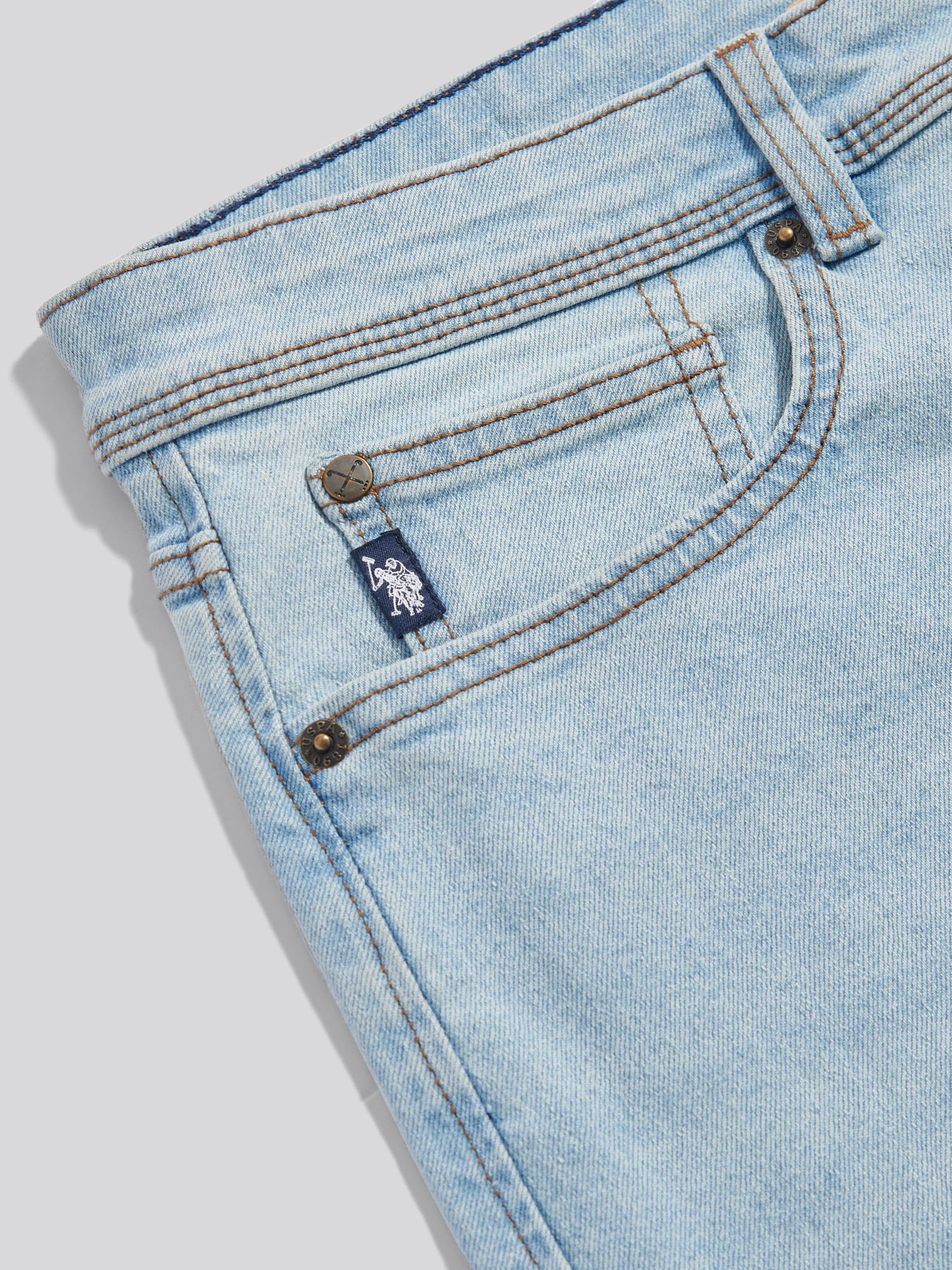 Mens Classic Fit Jean Mid Wash - Image 8