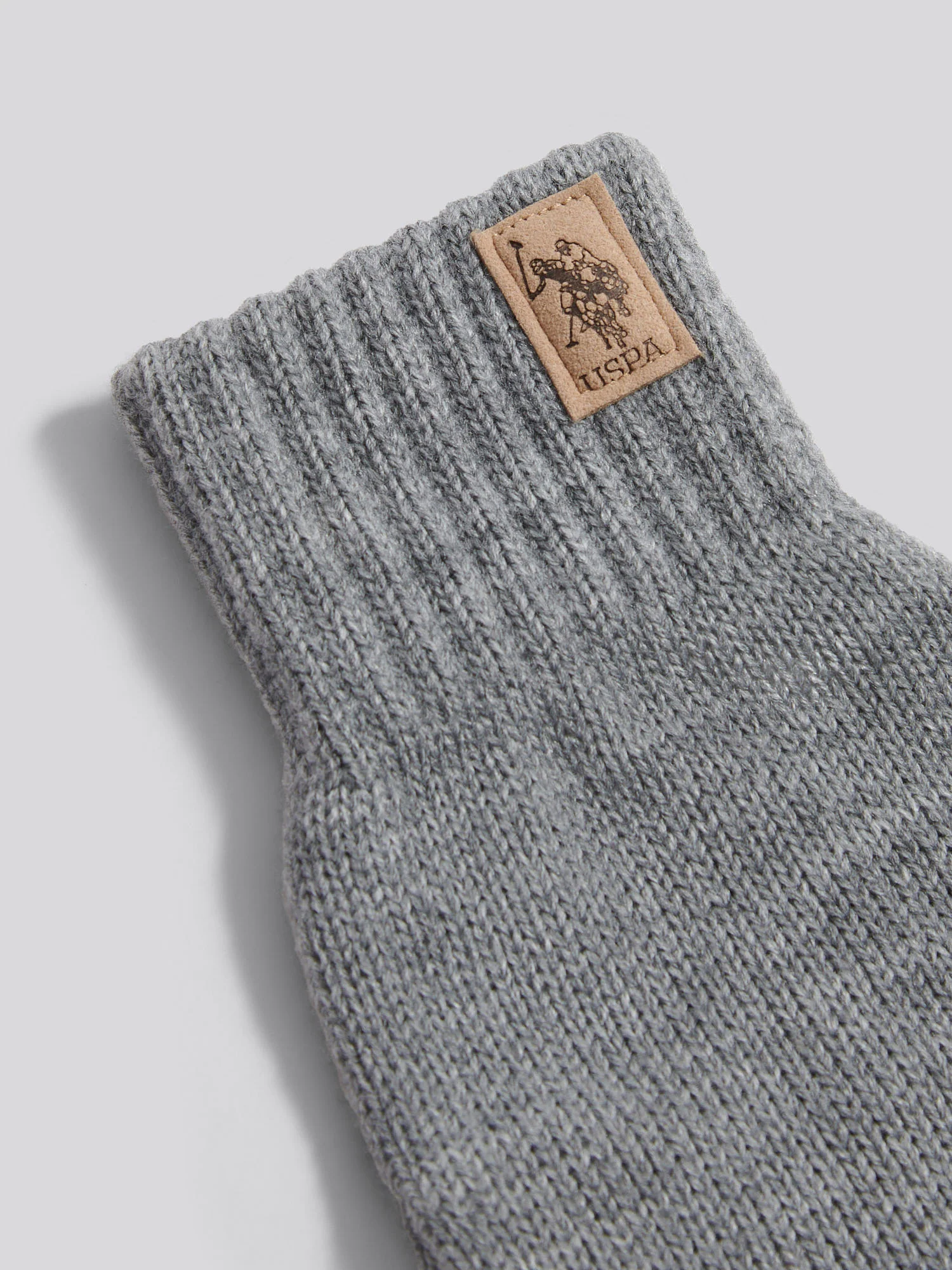 Mens Classic Knit Gloves in Mid Grey Marl - Image 2