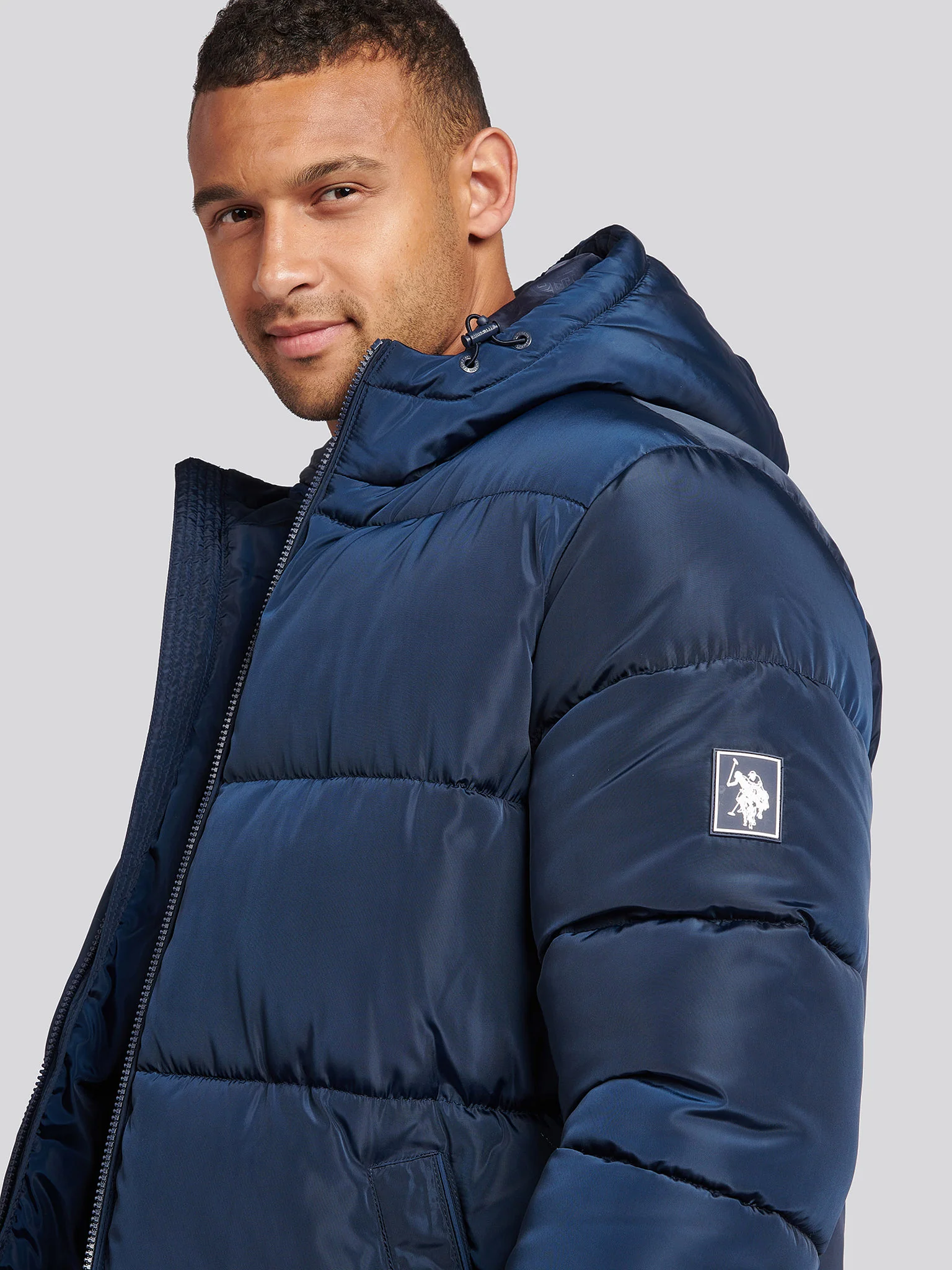 Mens Classic Longlined Puffer Jacket in Dark Sapphire Navy - Image 4