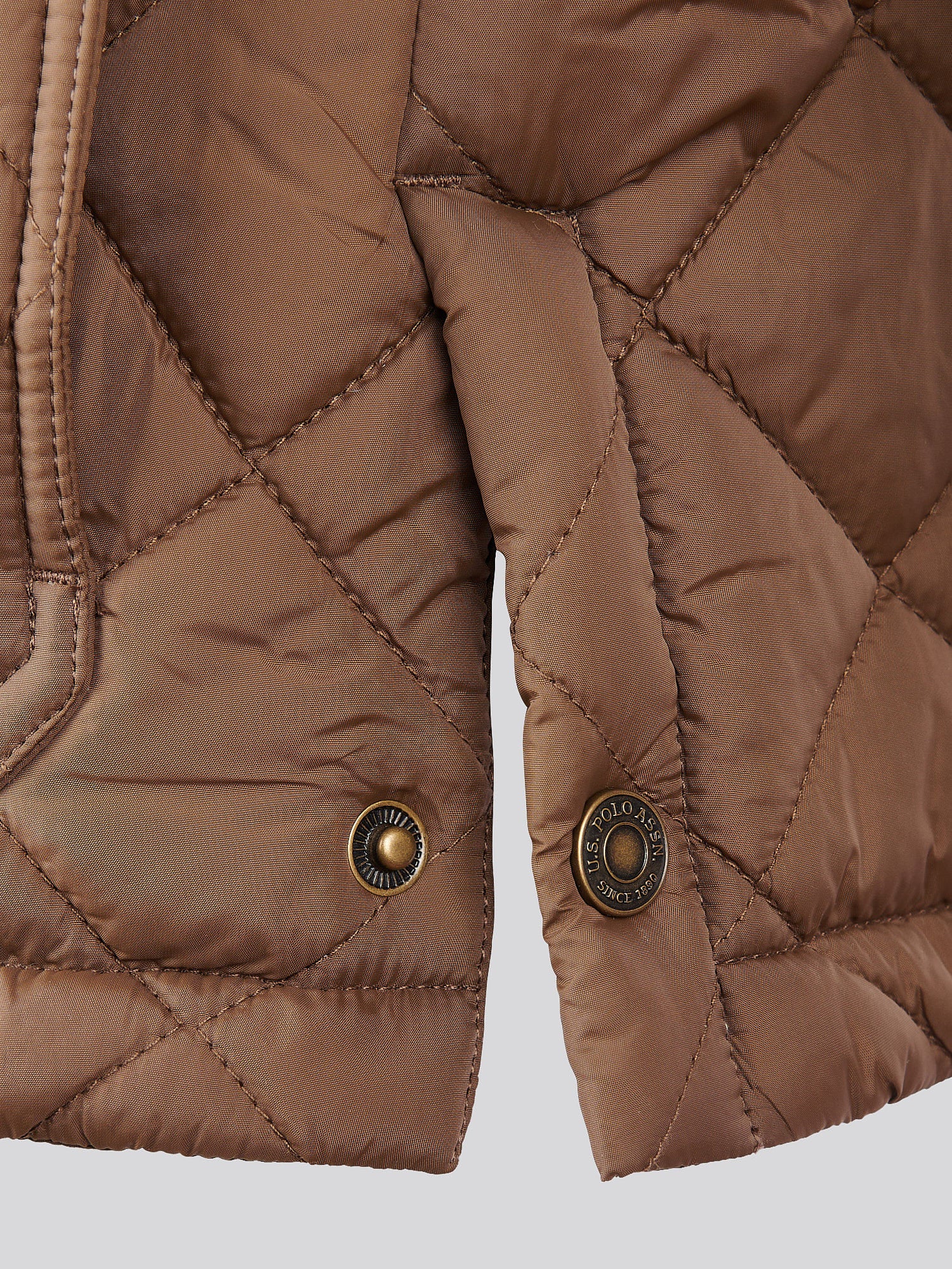 Mens Diamond Quilted Funnel Jacket in Cocoa - Image 14