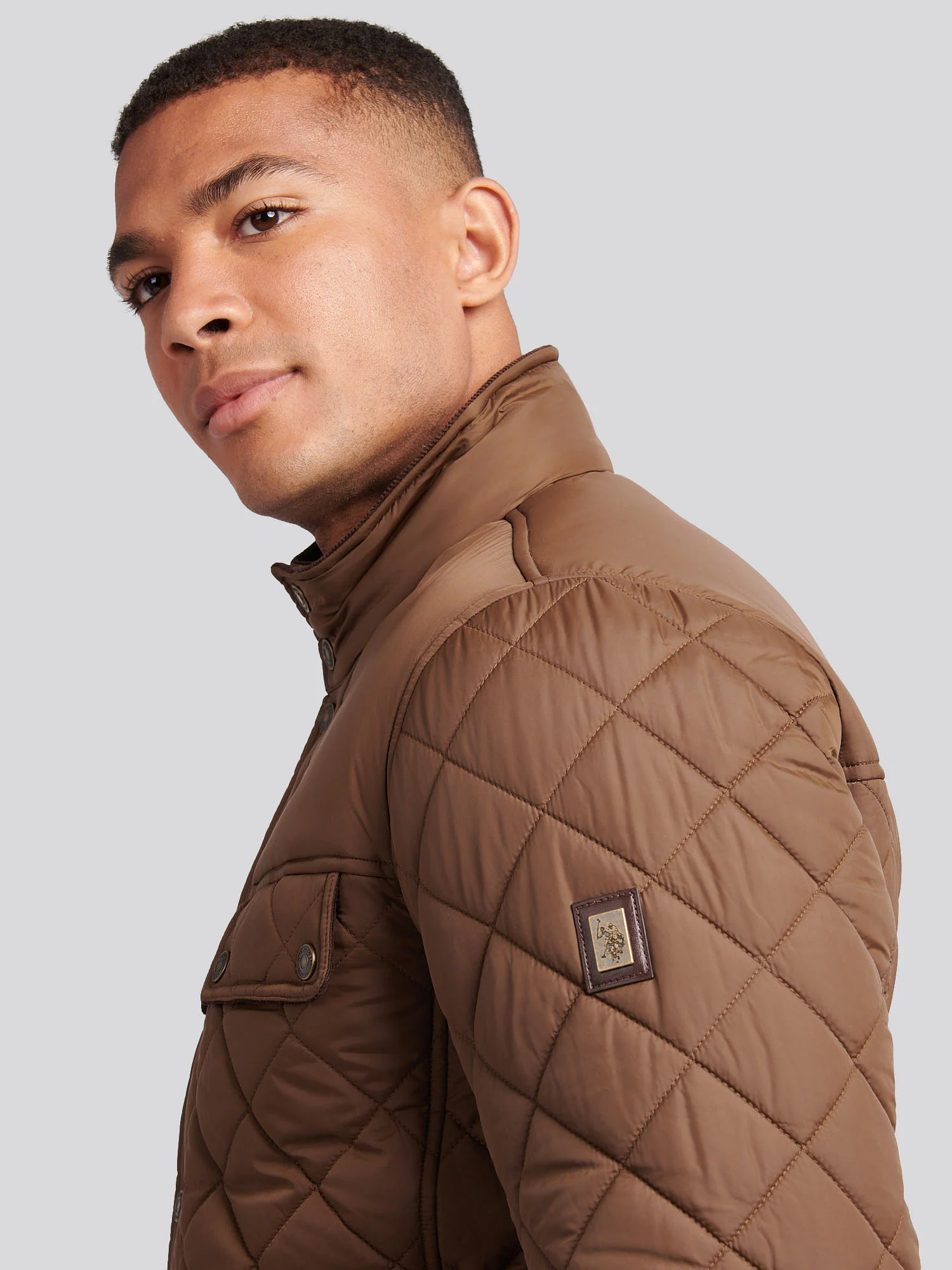Mens Diamond Quilted Funnel Jacket in Cocoa - Image 2
