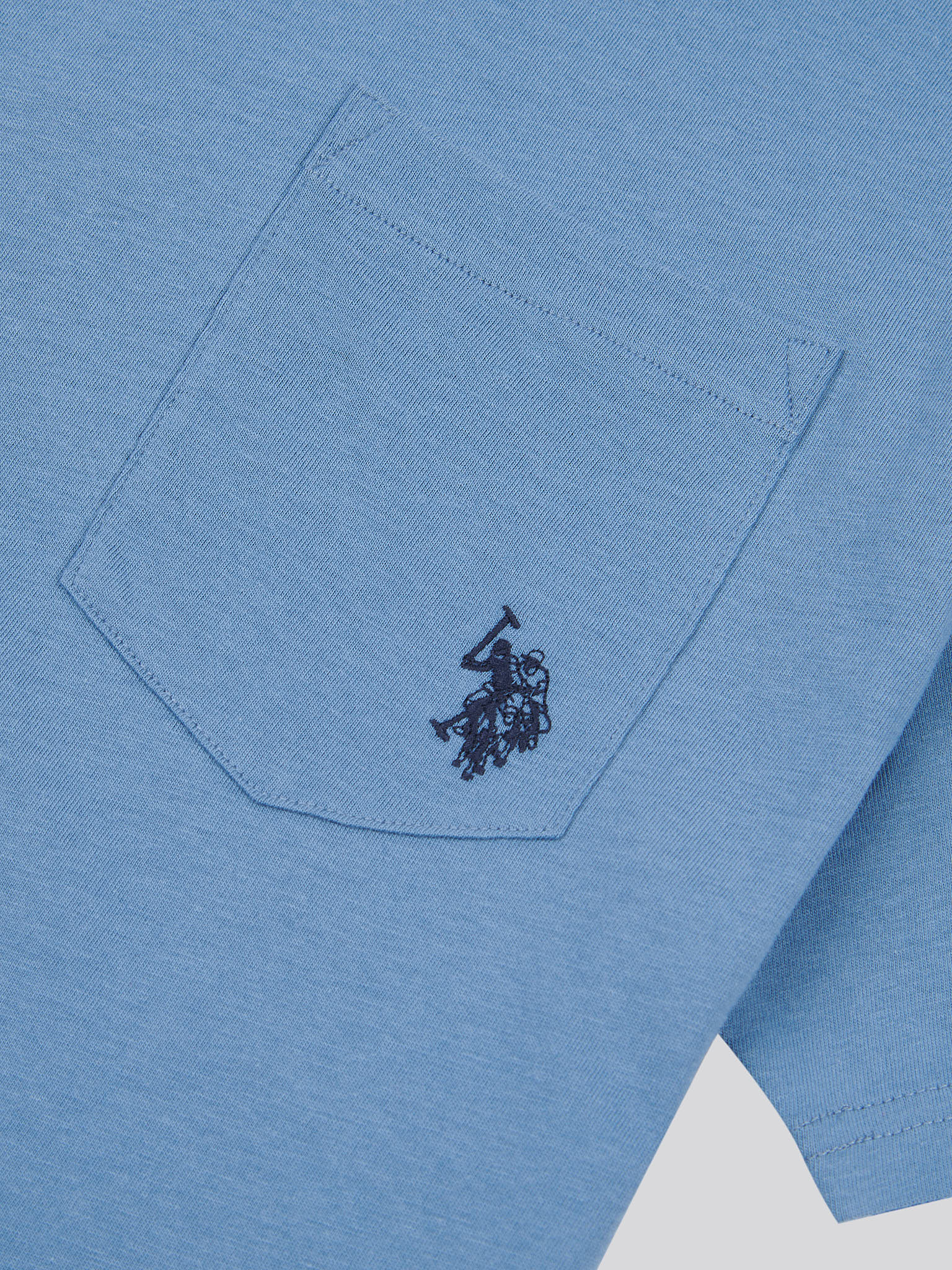Mens Double Horsemen Pocket T-Shirt in Blue Horizon - Image 9