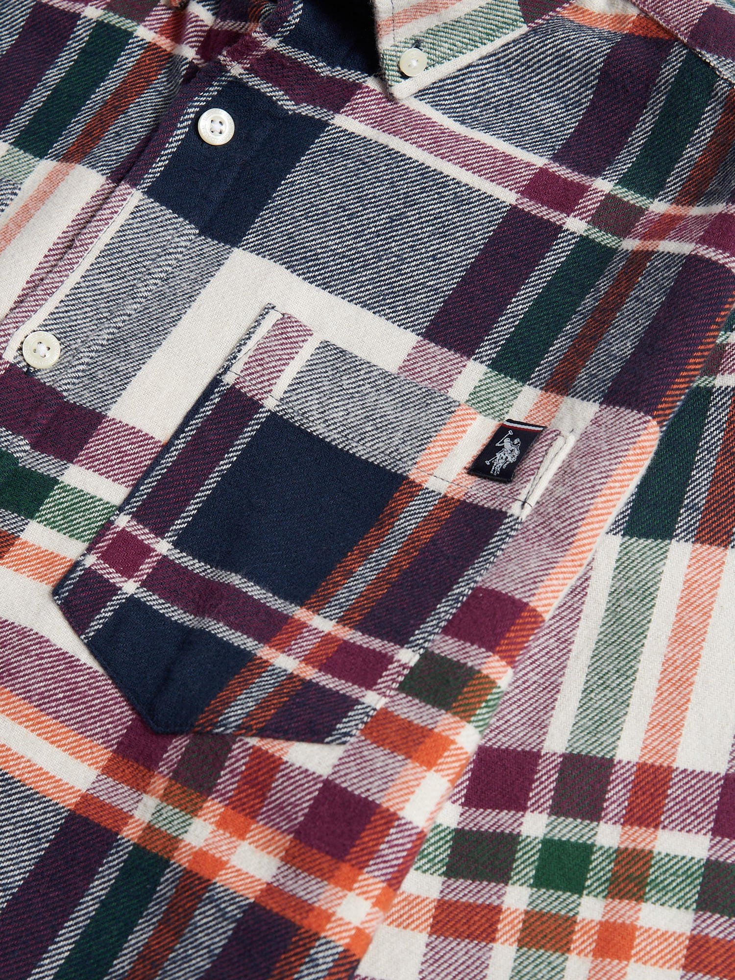 Mens Dual Pocket Checked Shirt in Dark Sapphire Navy - Image 8