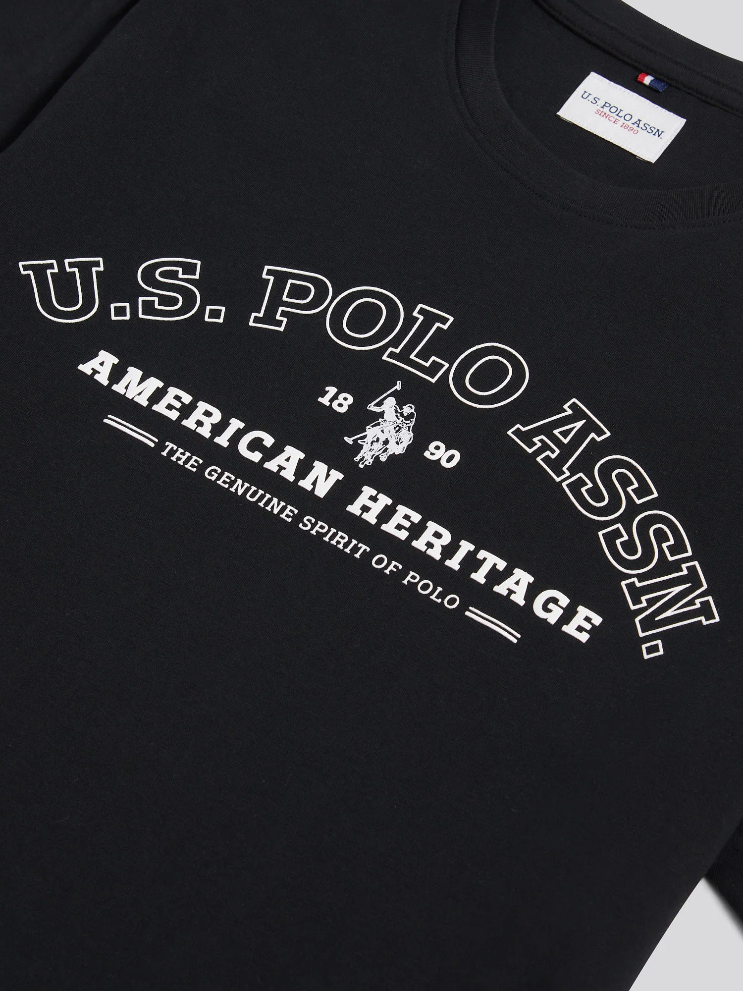 Mens Heritage Graphic T-Shirt in Black - Image 8