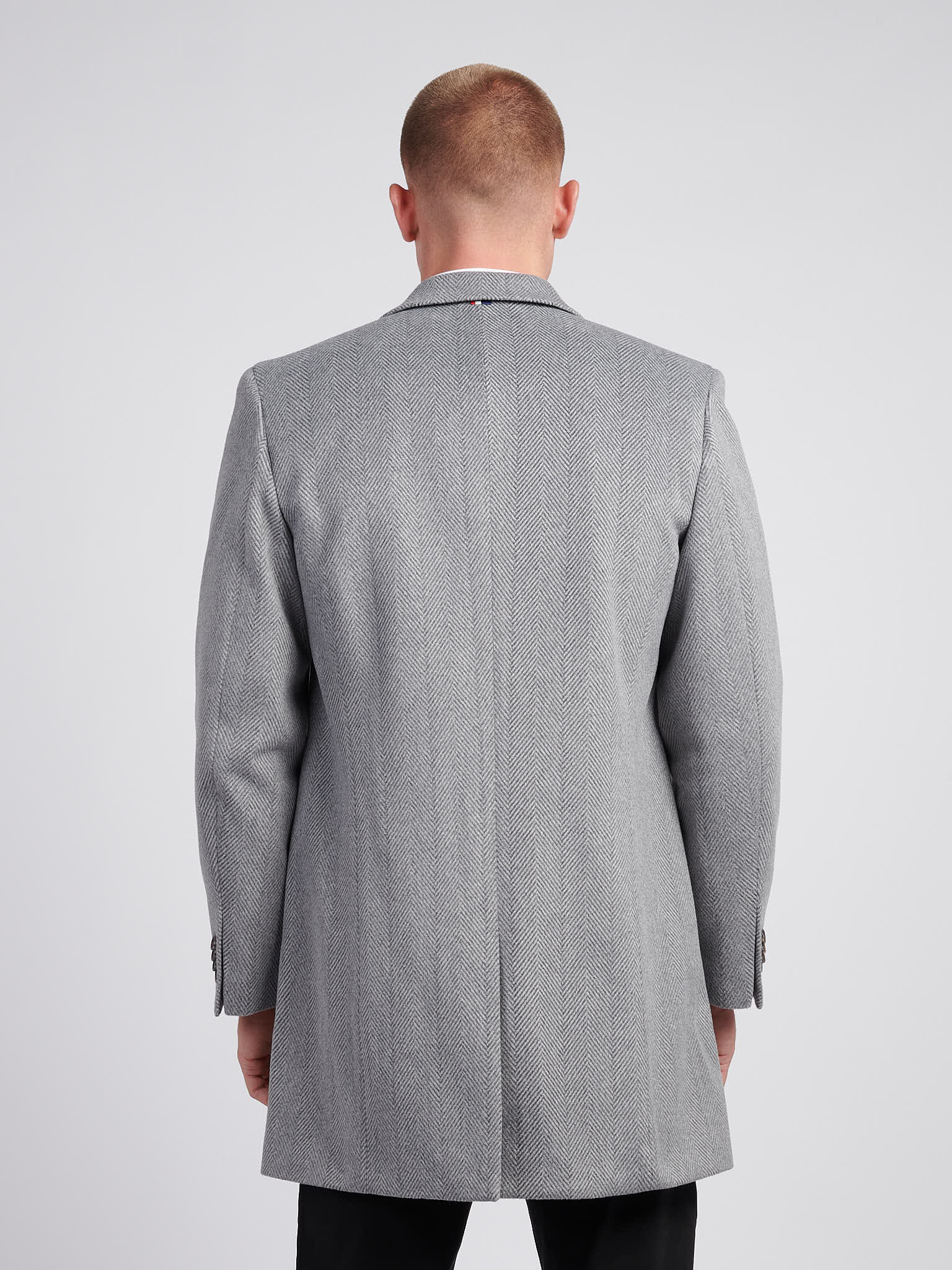 Mens Herringbone Coat in Ebony Windsor Wine DHM - Image 4