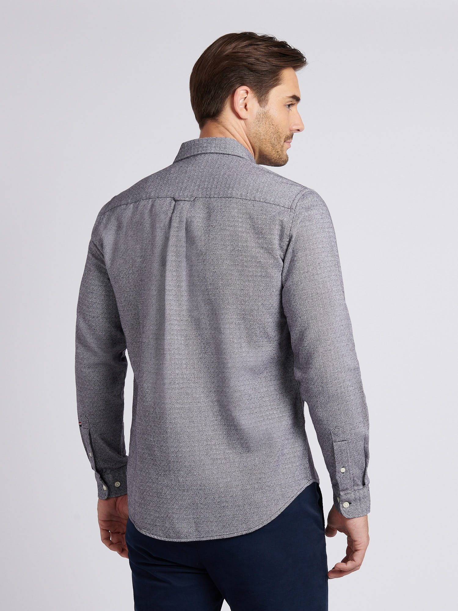 Mens Herringbone Crosshatch Textured Shirt in Dark Sapphire Navy - Image 4