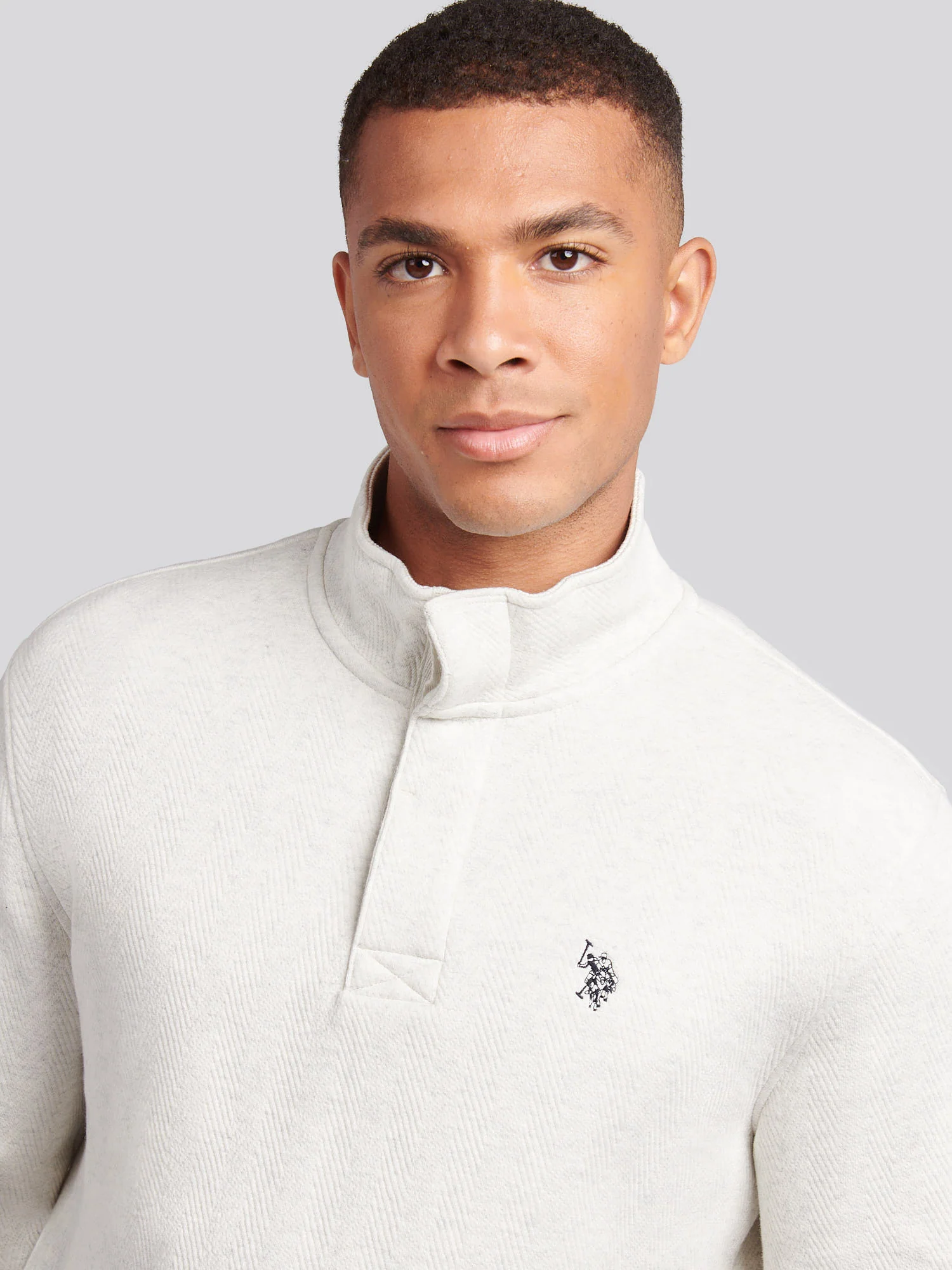 Mens Herringbone Open Hem Funnel in Light Grey Marl - Image 2